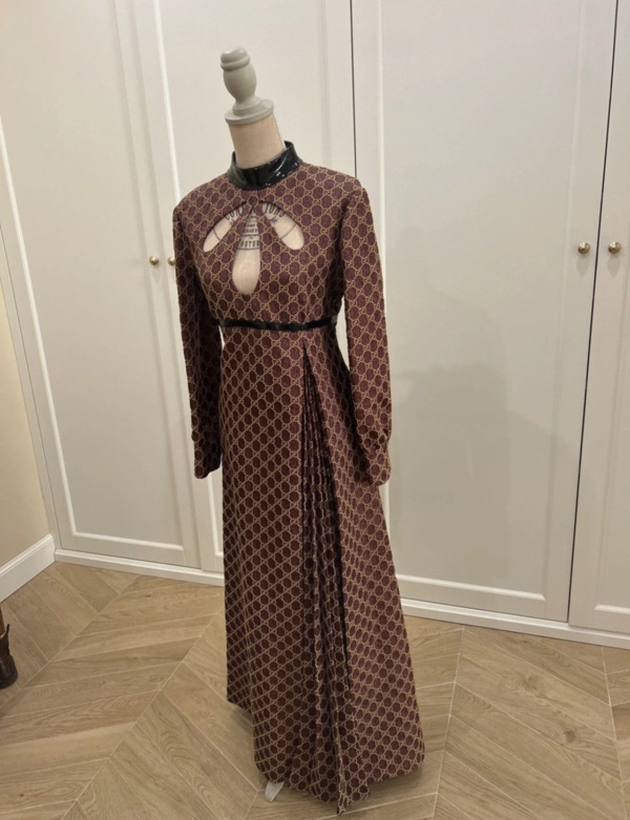Gucci Gucci dress Size XL / US 12-14 / IT 48-50 - 2 Thumbnail
