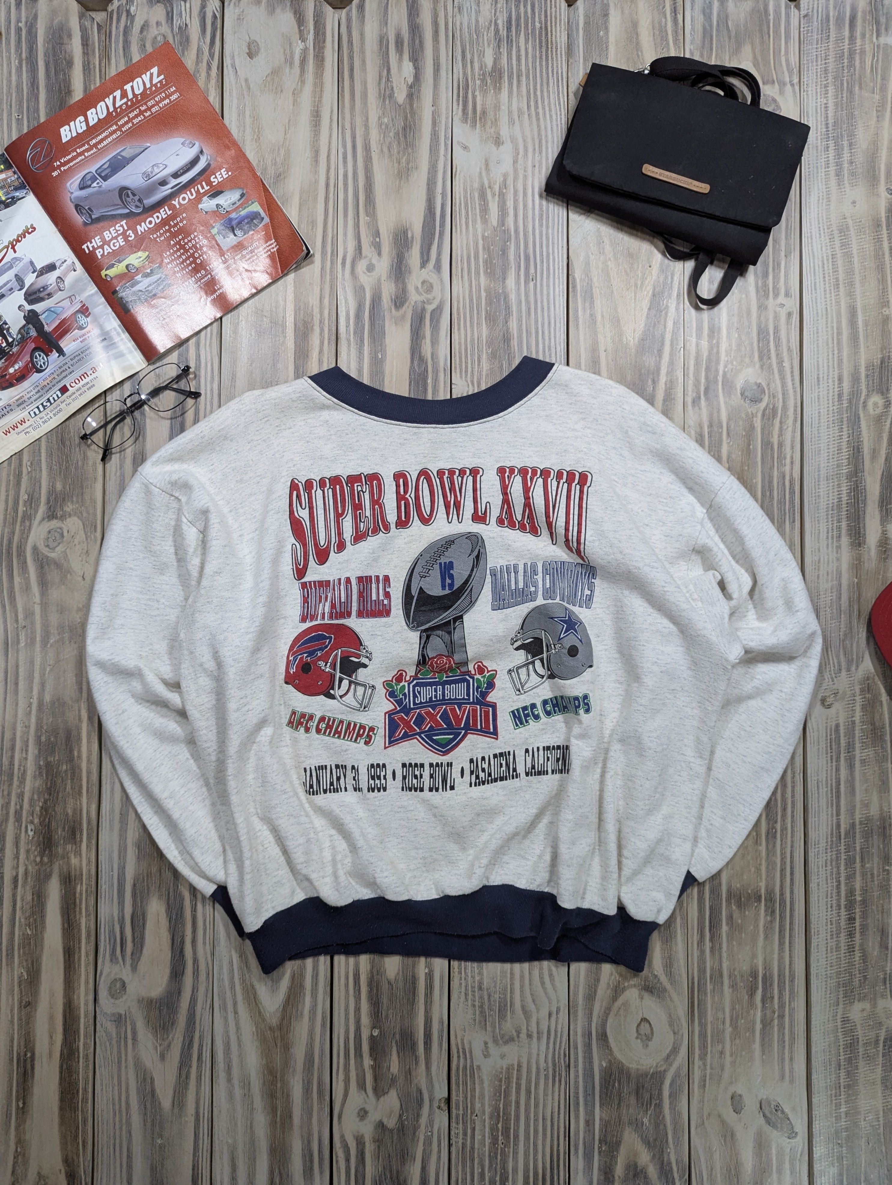 NFL × Vintage Superbowl 1993 Buffalo bills vs Dallas Cowboys Sweatshirt Size US XL / EU 56 / 4 - 1 Thumbnail