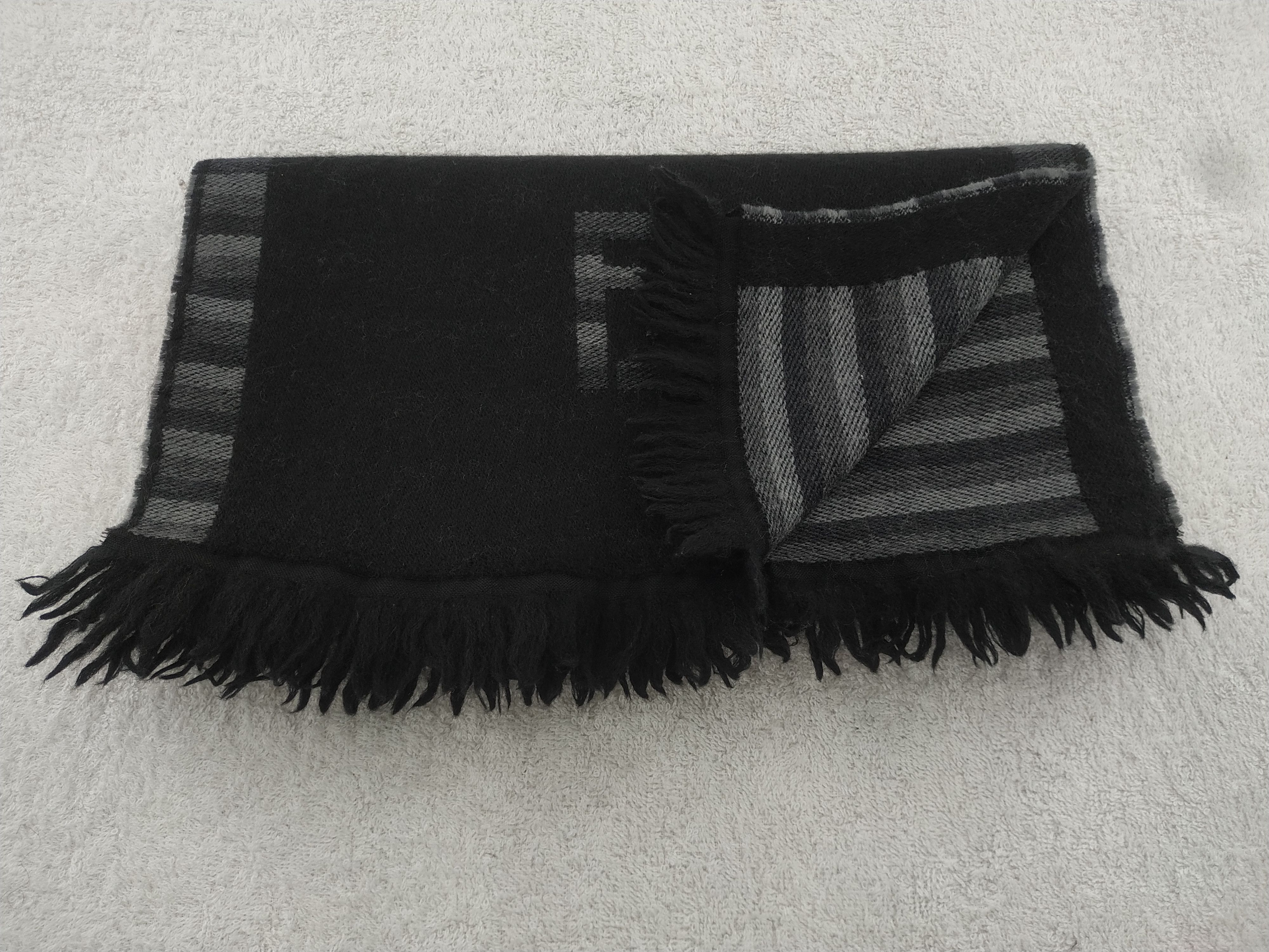 Vintage Fendi Scarf / Muffler / Neckwear - WW596 Size ONE SIZE - 4 Thumbnail