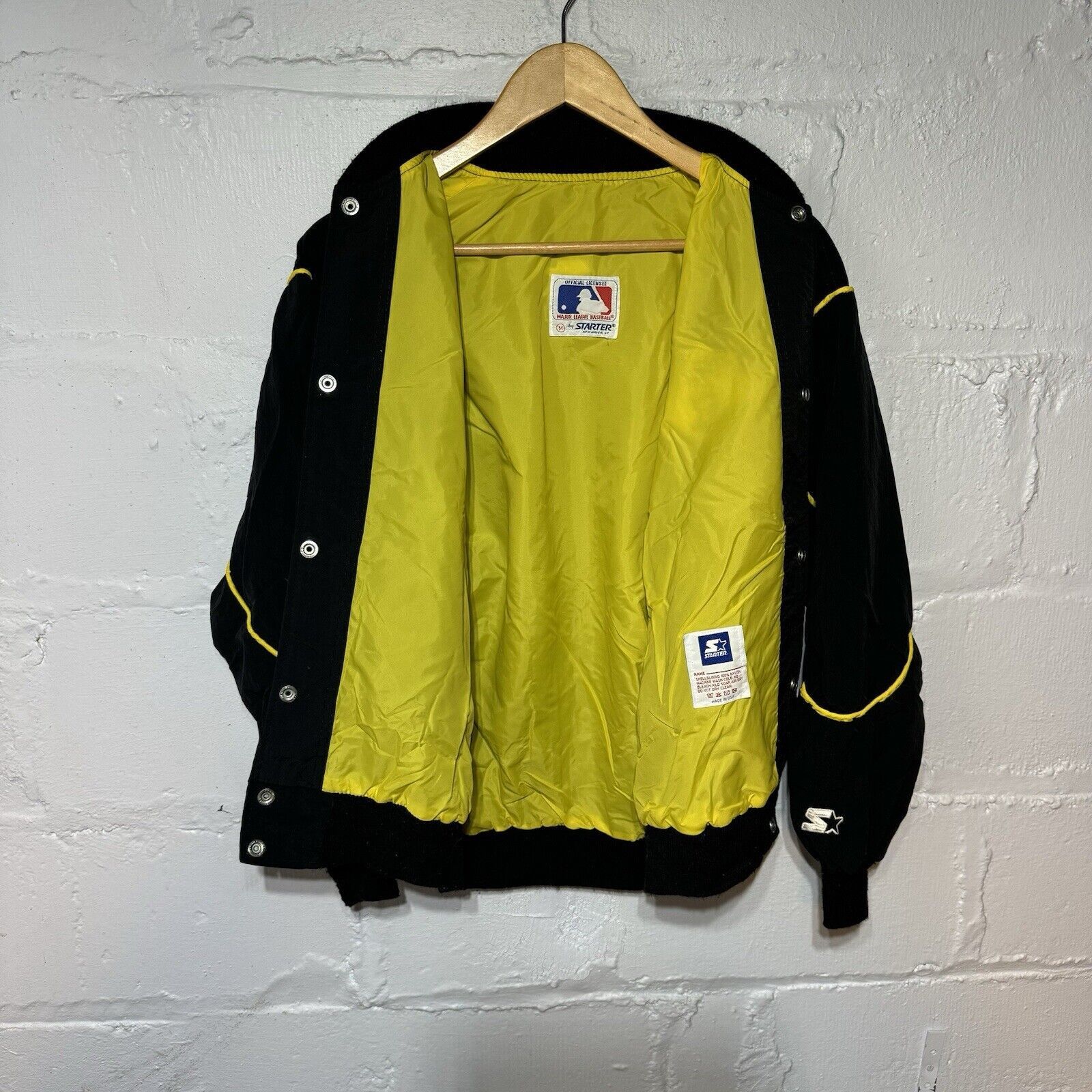 Starter 80s Vintage Starter Pittsburgh Pirates Bomber Jacket Size M Size US M / EU 48-50 / 2 - 2 Thumbnail