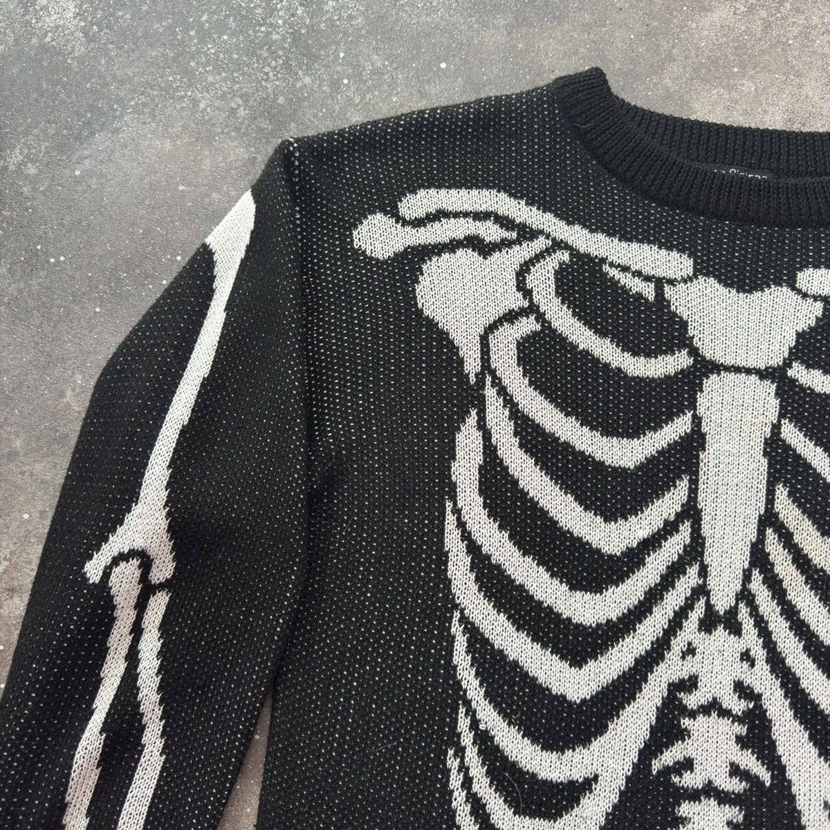 20471120 × Japanese Brand × Vintage Skull/Skeleton Amazing Y2K Gothic Sweater Size XS / US 0-2 / IT 36-38 - 2 Thumbnail