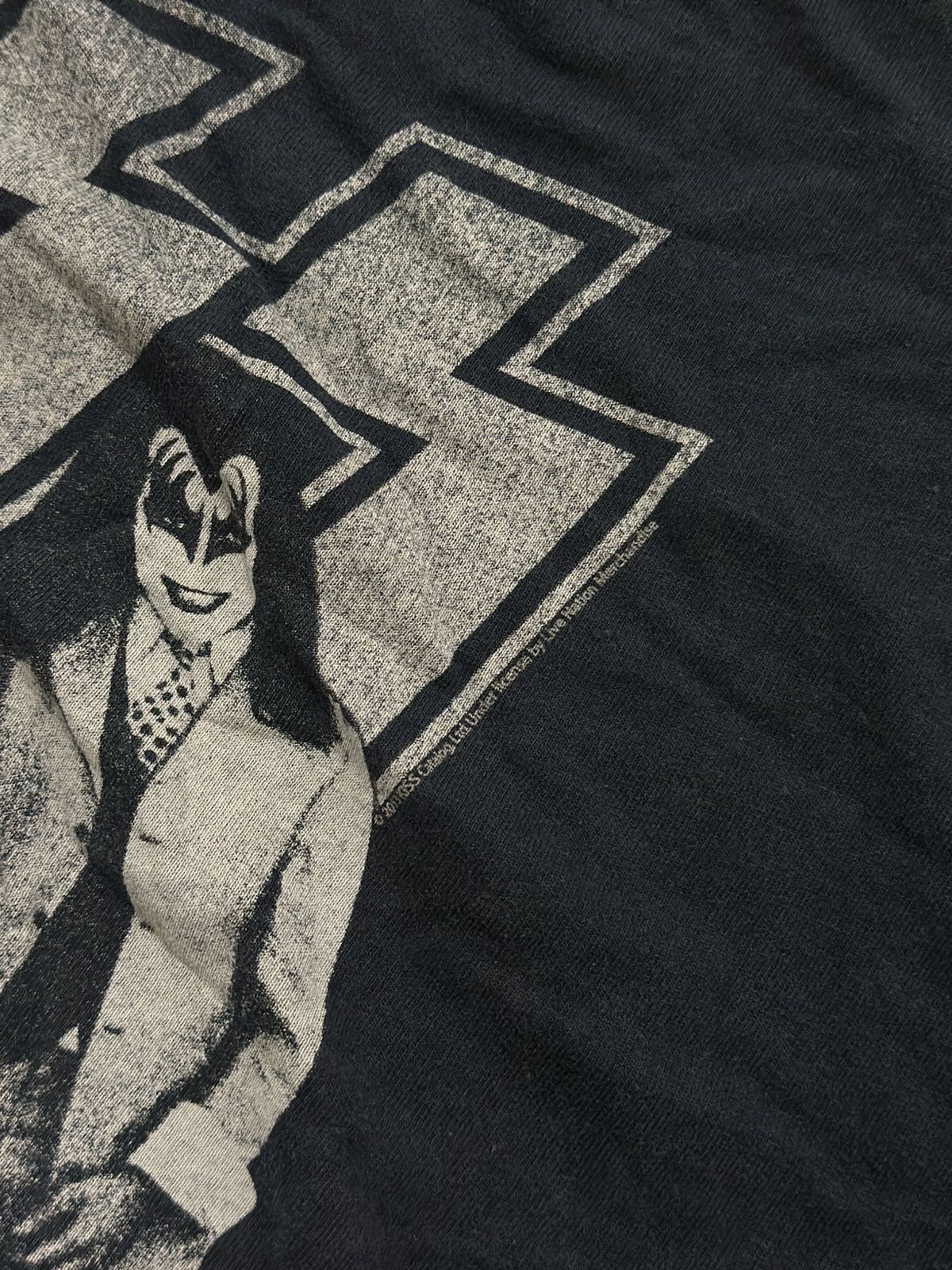 Band Tees × Vintage Rare And Beautiful Vintage Kiss Dressed To Kill Band Tee Size US XXL / EU 58 / 5 - 7 Thumbnail