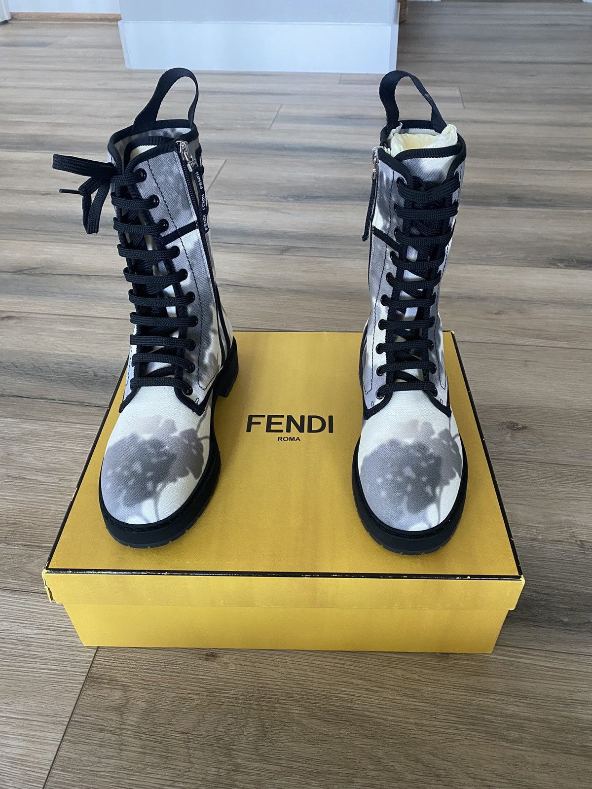 Fendi Authentic Fendi biker boots Size US 7 / IT 37 - 10 Thumbnail