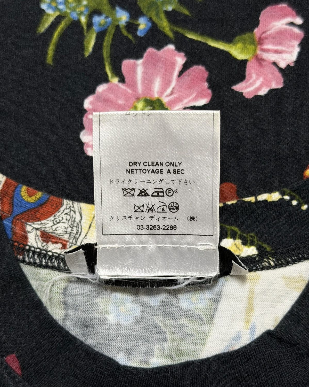 Dior CHRISTIAN DIOR F/W 2002 Floral Playing Card Print T-Shirt Size S / US 4 / IT 40 - 6 Thumbnail