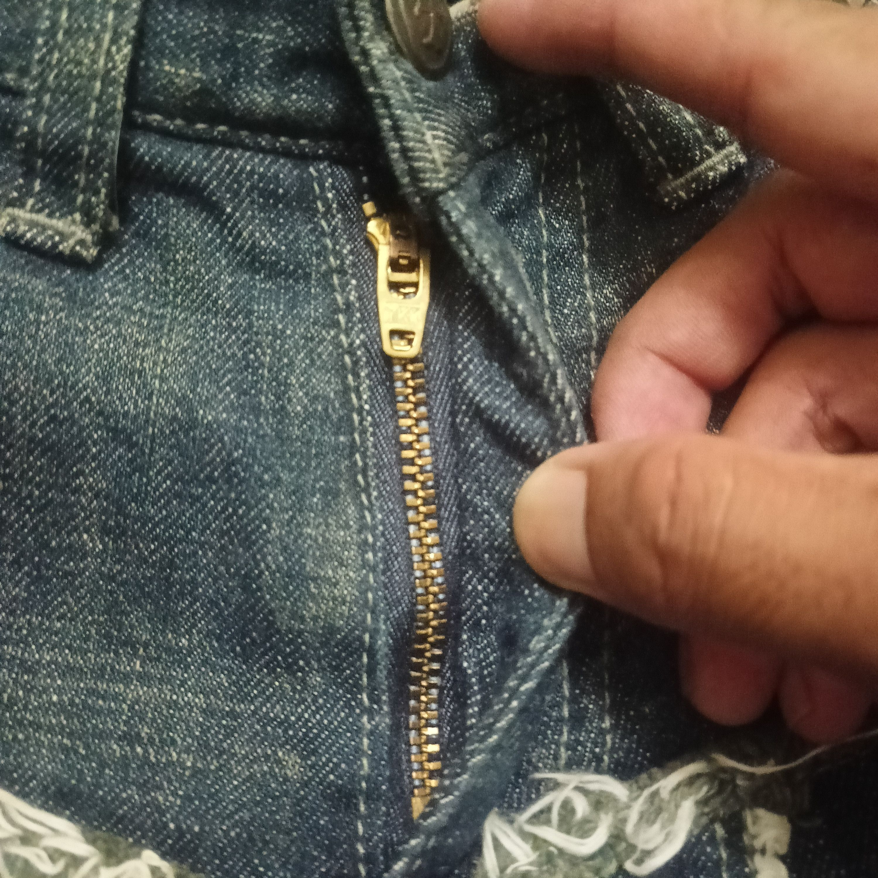 Who Decides War 💥Insane💥 Rare!!! As super sonic Cargo Jeans Bondage Shorts Size US 30 / EU 46 - 4 Thumbnail