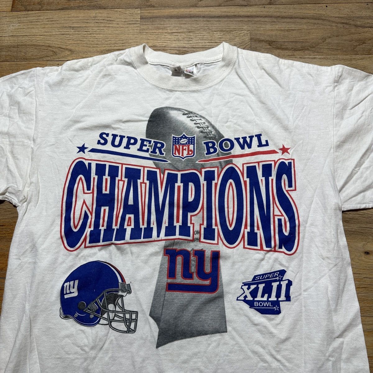 Chase Authentics × NFL New York Giants Super Bowl XLII Champions tee Size US L / EU 52-54 / 3 - 3 Thumbnail