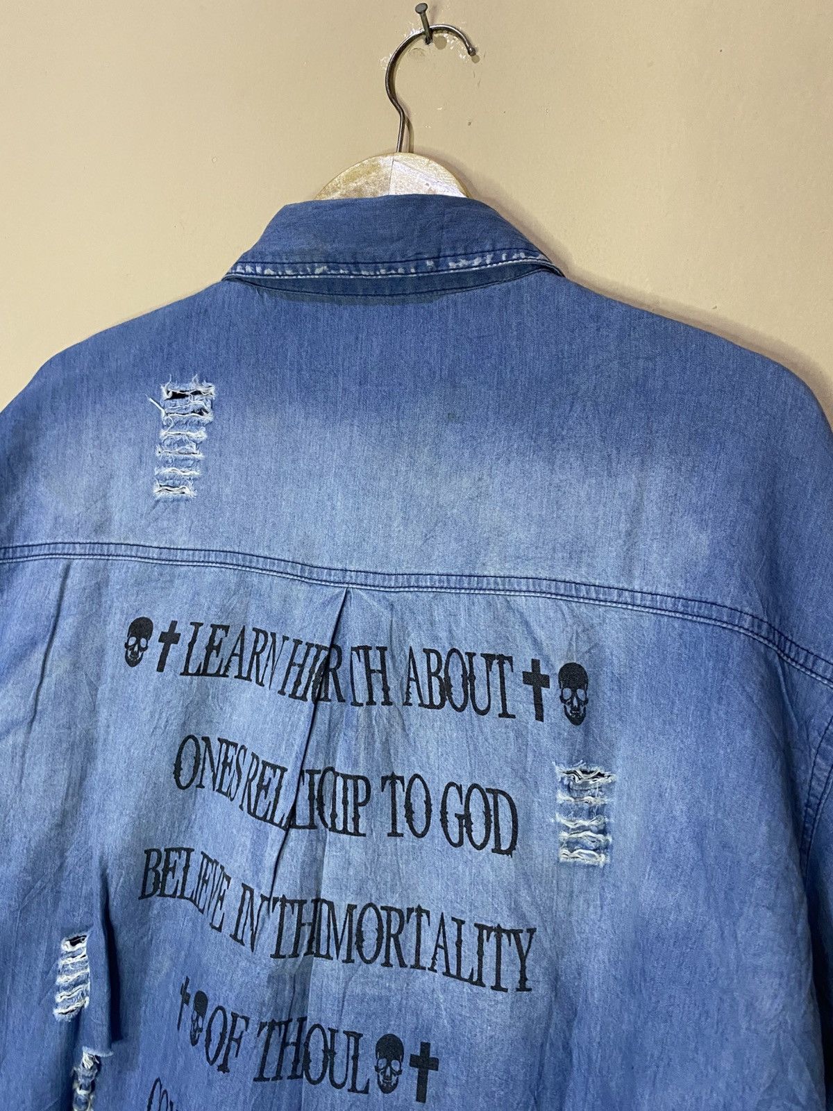 Le Grande Bleu (L.G.B.) 2000s Ghost Of Harlem Distressed Punk Style Japan Shirt Size US L / EU 52-54 / 3 - 3 Thumbnail