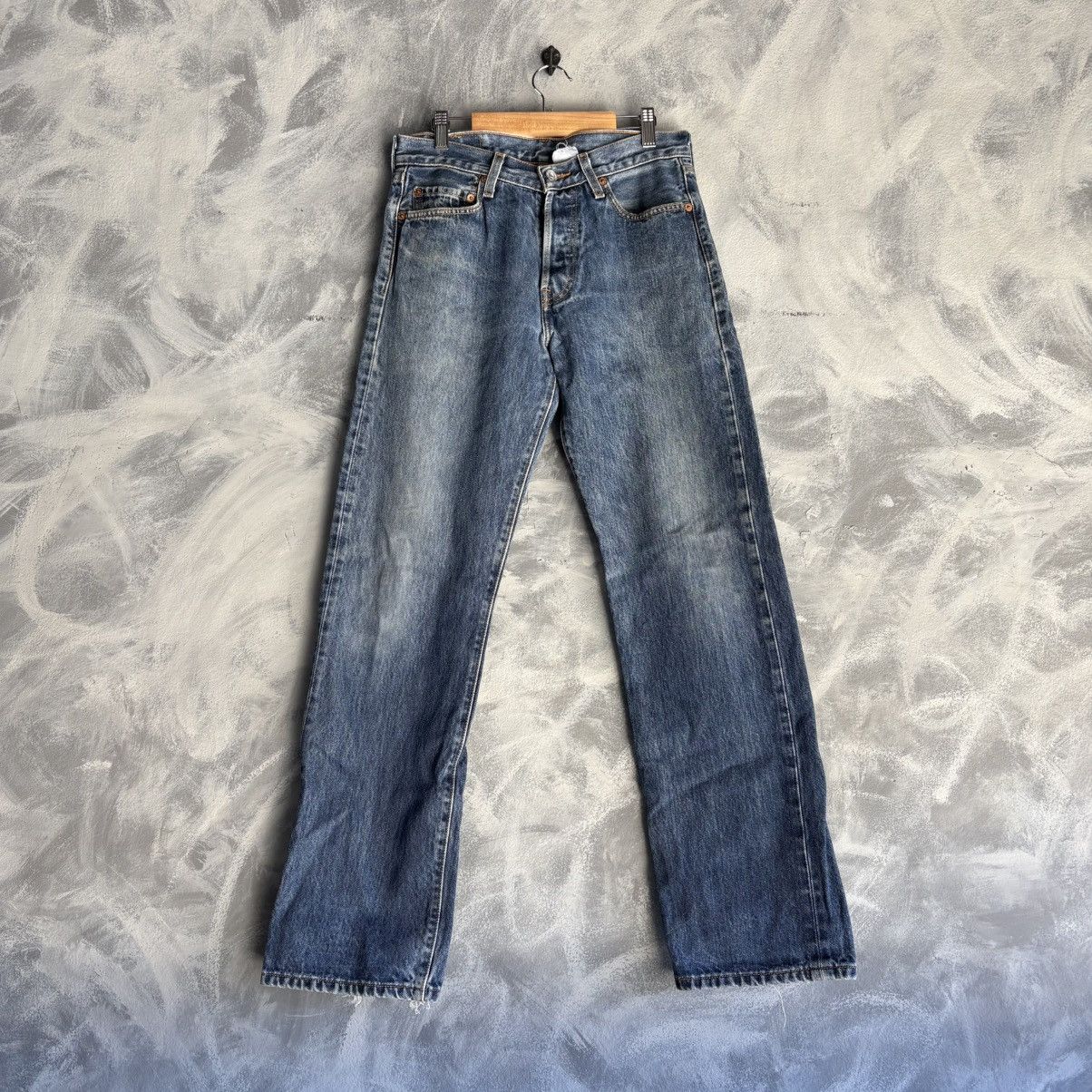 Levi's VTG Levis 501 Jeans Mens 29x32 Blue Light Wash Straight Size US 29 - 1 Thumbnail