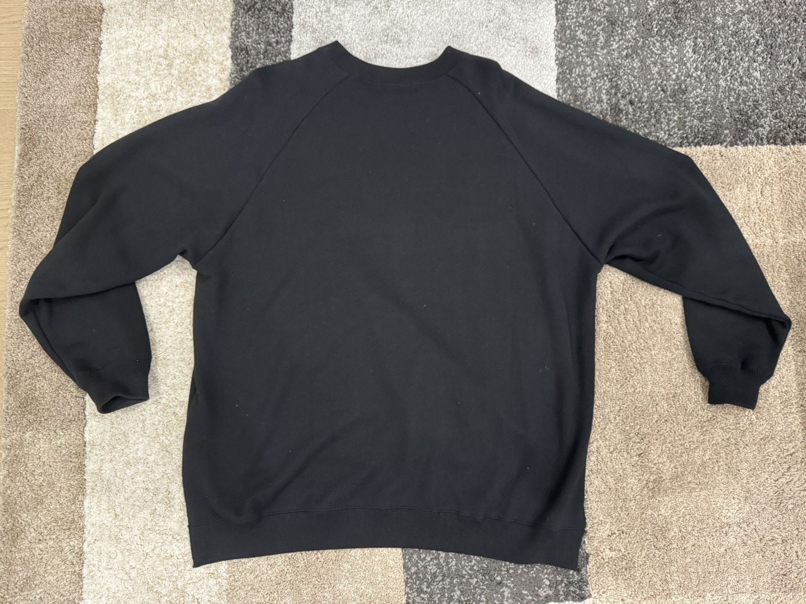 CDG by Comme des Garcons CDG Oversized Reverse Logo Sweatshirt Black Sz M Size US M / EU 48-50 / 2 - 2 Thumbnail