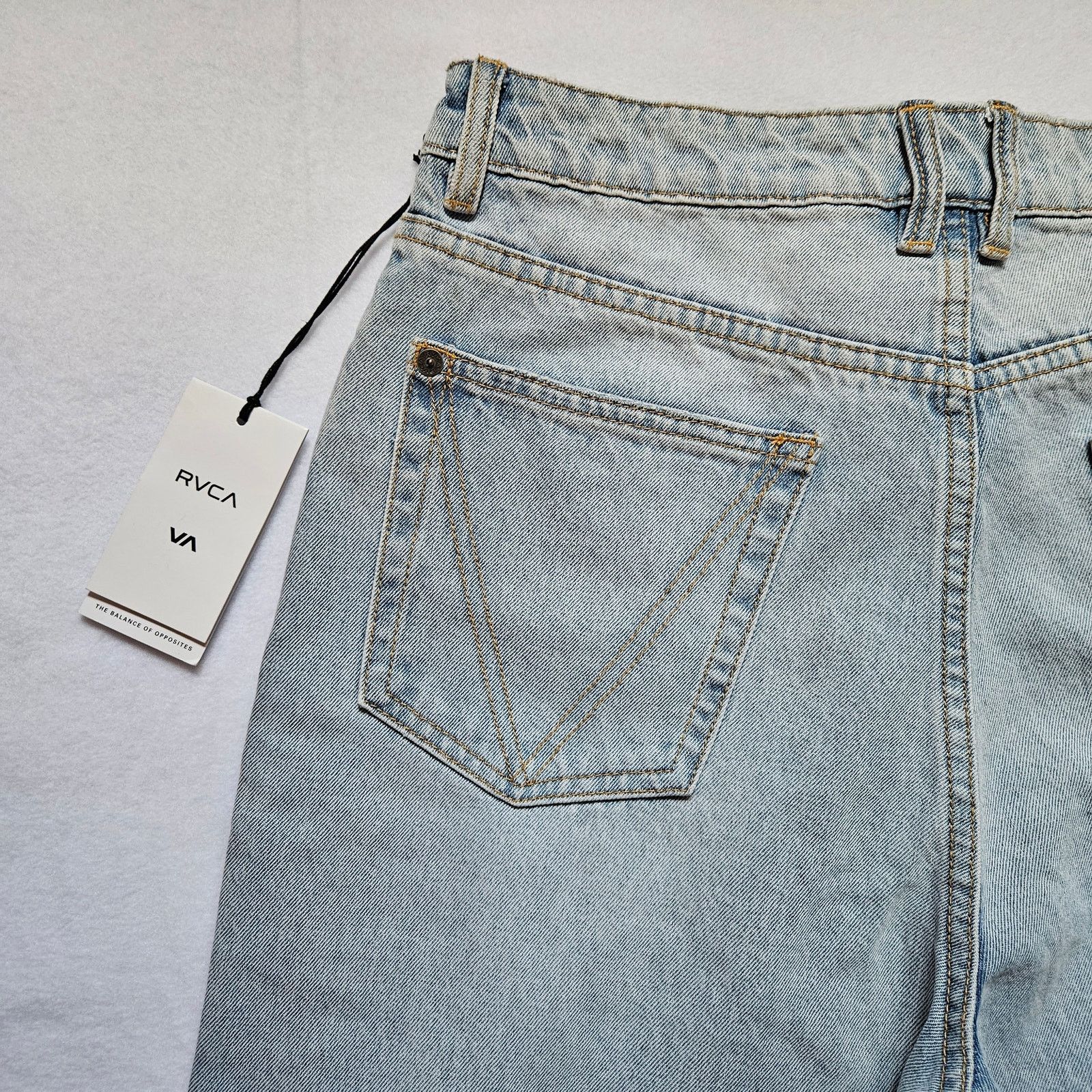RVCA RVCA Coco Denim Jeans Light Wash Relaxed Fit Ripped Jeans 28 Size 28" / US 6 / IT 42 - 18 Thumbnail