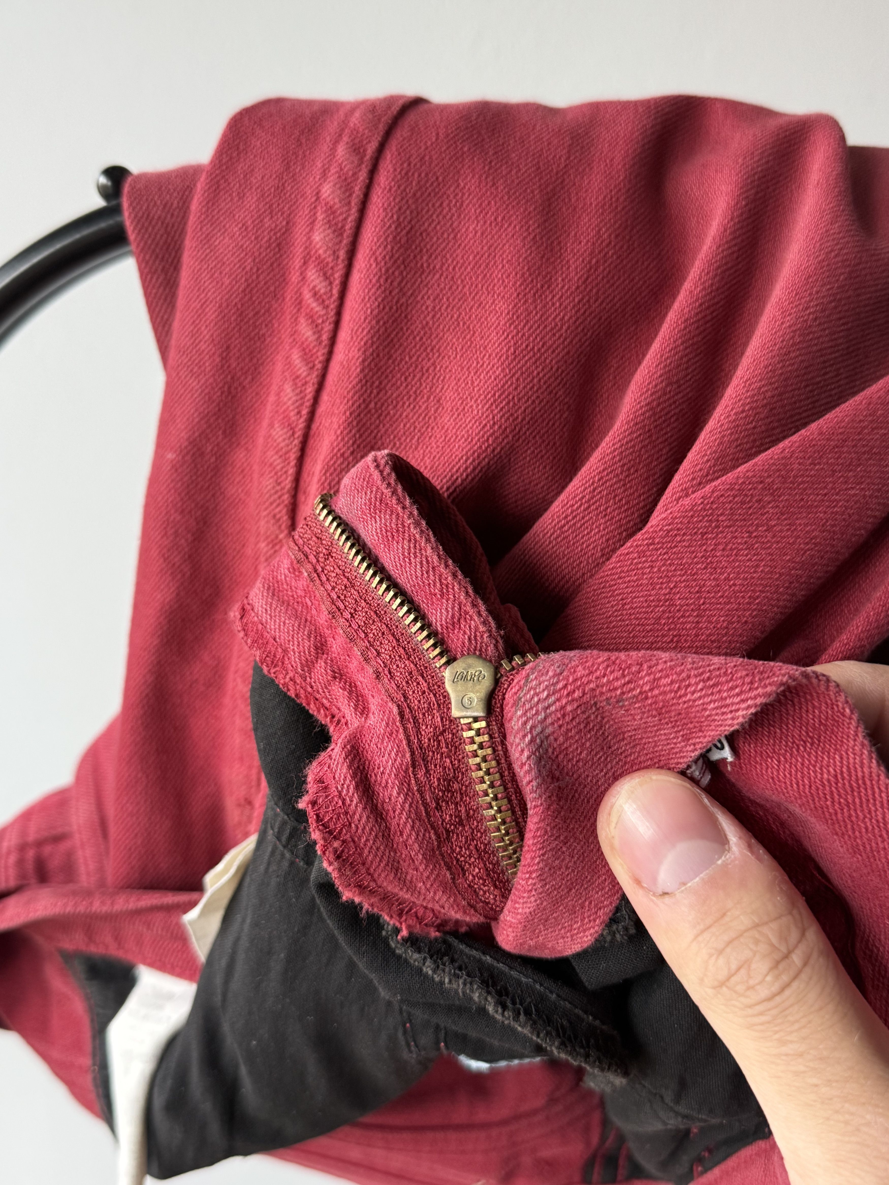 Armani × Giorgio Armani × Vintage Vintage 90's Armani Jeans Washed Red Logo Baggy Denim Pants Size US 30 / EU 46 - 16 Thumbnail