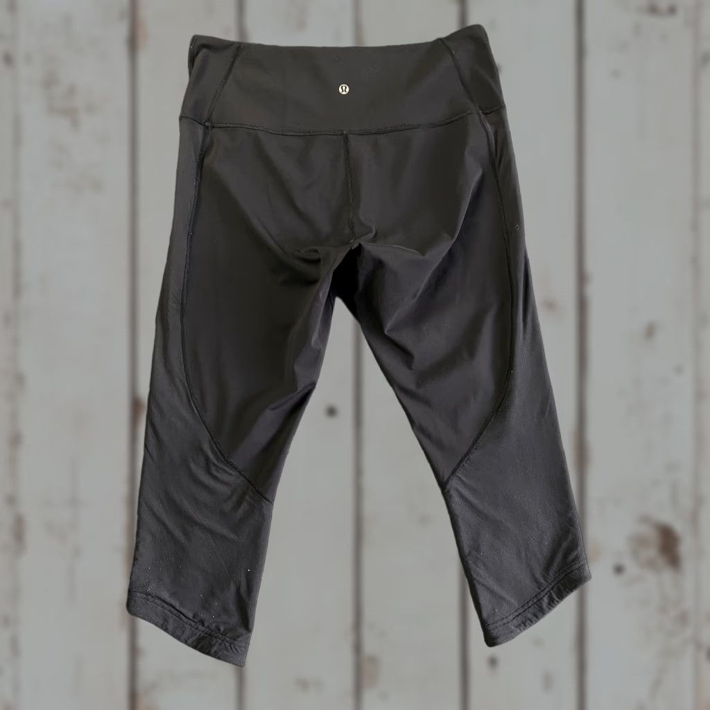 Lululemon VINTAGE Lululemon Align High Rise Cropped 21” Yoga Pants Black 12 LW6AEISX10217 Size 34" / US 12 / IT 48 - 1 Thumbnail