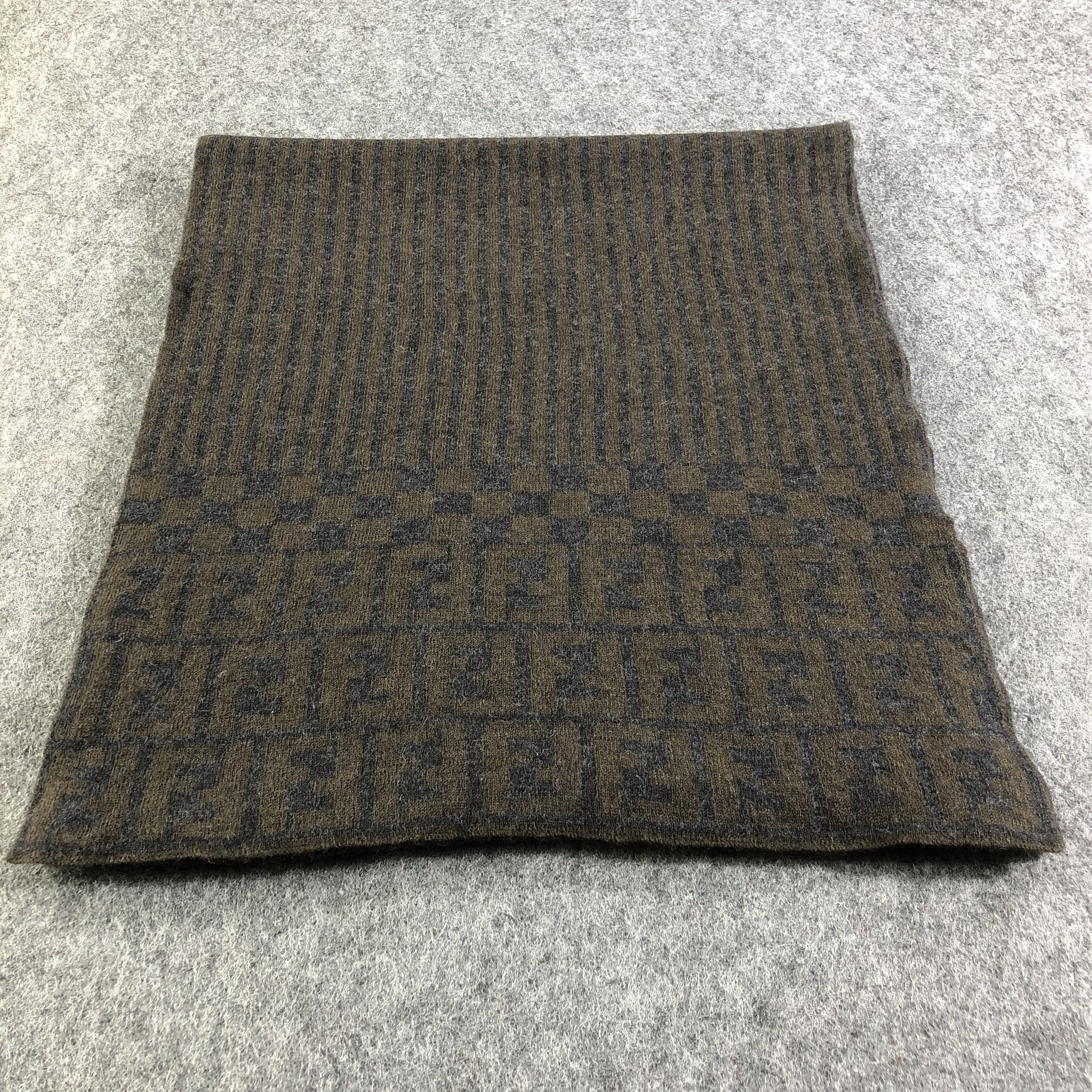 Fendi Fendi FF Monogram Wool Scarf Muffler V1594 Size ONE SIZE - 2 Thumbnail