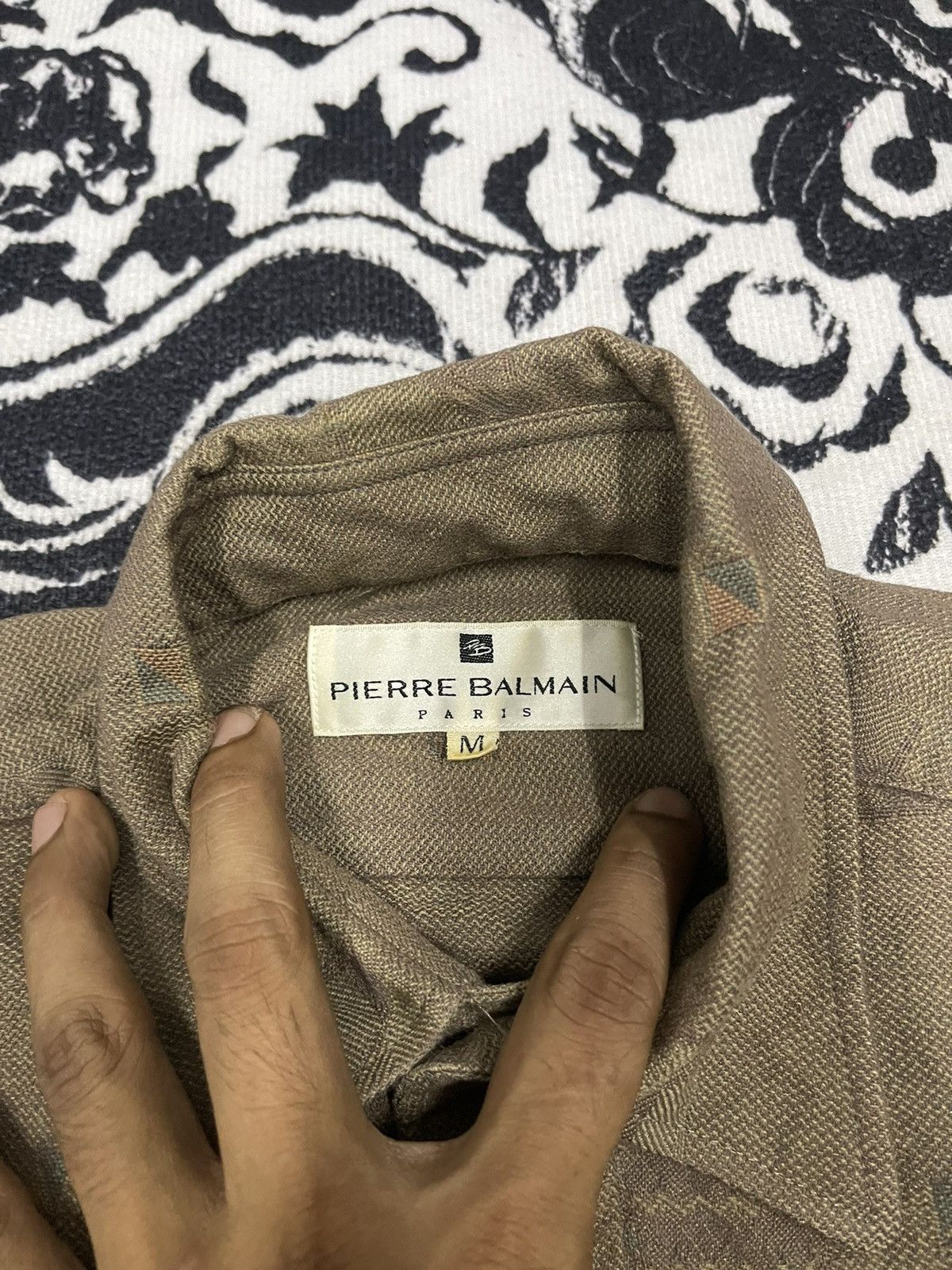Vintage 90s PIERRE BALMAIN PARIS BUTTON UP CLASSIC DESIGN Size US M / EU 48-50 / 2 - 7 Thumbnail