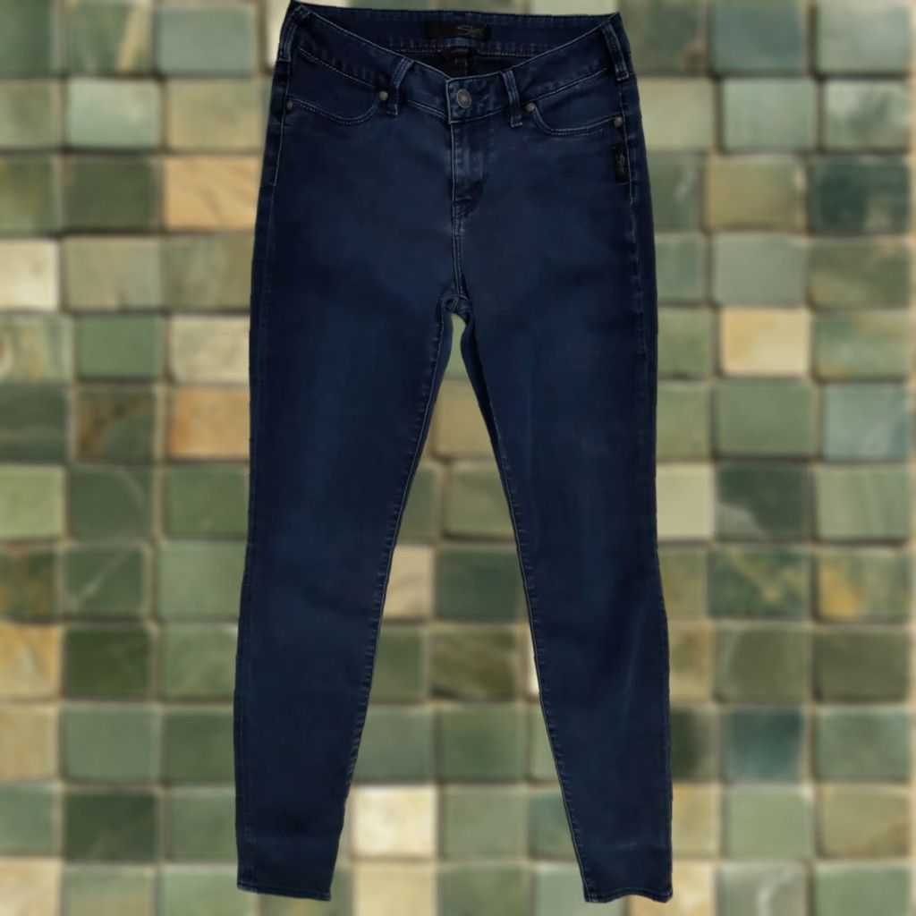 Silver Jeans Co. VINTAGE? No. Silver Jeans Ashlee Dark Rinse Med Rise 26x29 Skinny Jeans Womens Denim Blue Comfort Size 26" / US 2 / IT 38 - 1 Thumbnail