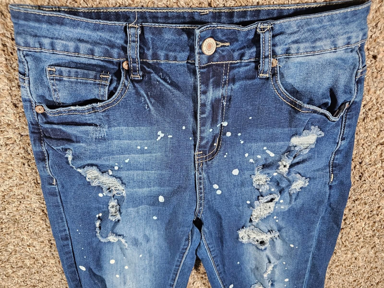 Designer Surprise Surprise Destroyed Jeans Medium APPROX 28x29 Size 32" / US 10 / IT 46 - 2 Thumbnail