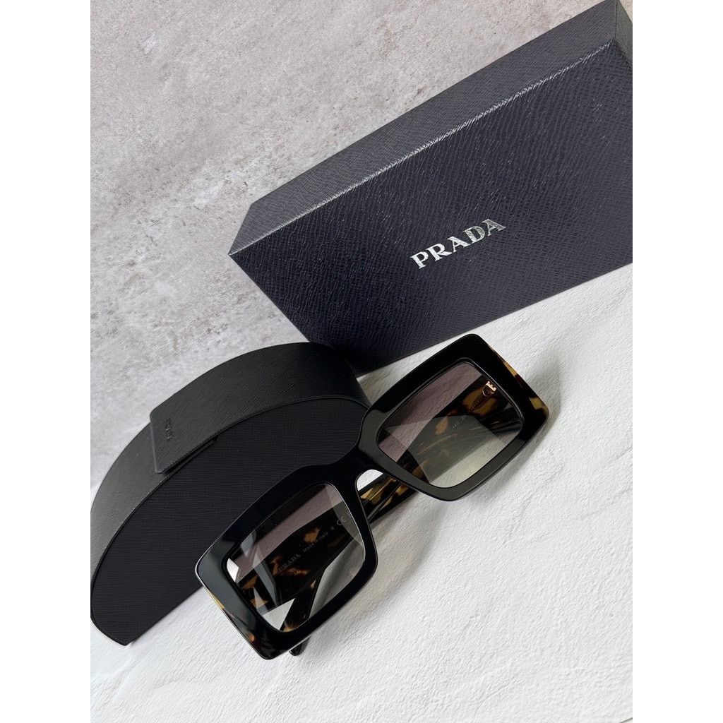 Prada NEW Prada PR D01S Sunglasses in Black Tortoise $390 Size ONE SIZE - 2 Thumbnail