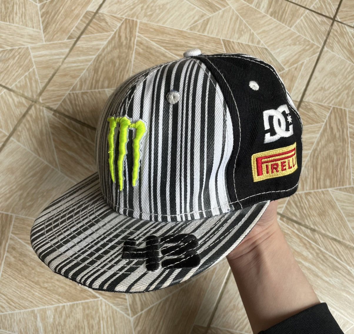 DC Vintage Racing DC Shoes Monster Energy Pirelli SnapBack Cap Size ONE SIZE - 1 Thumbnail