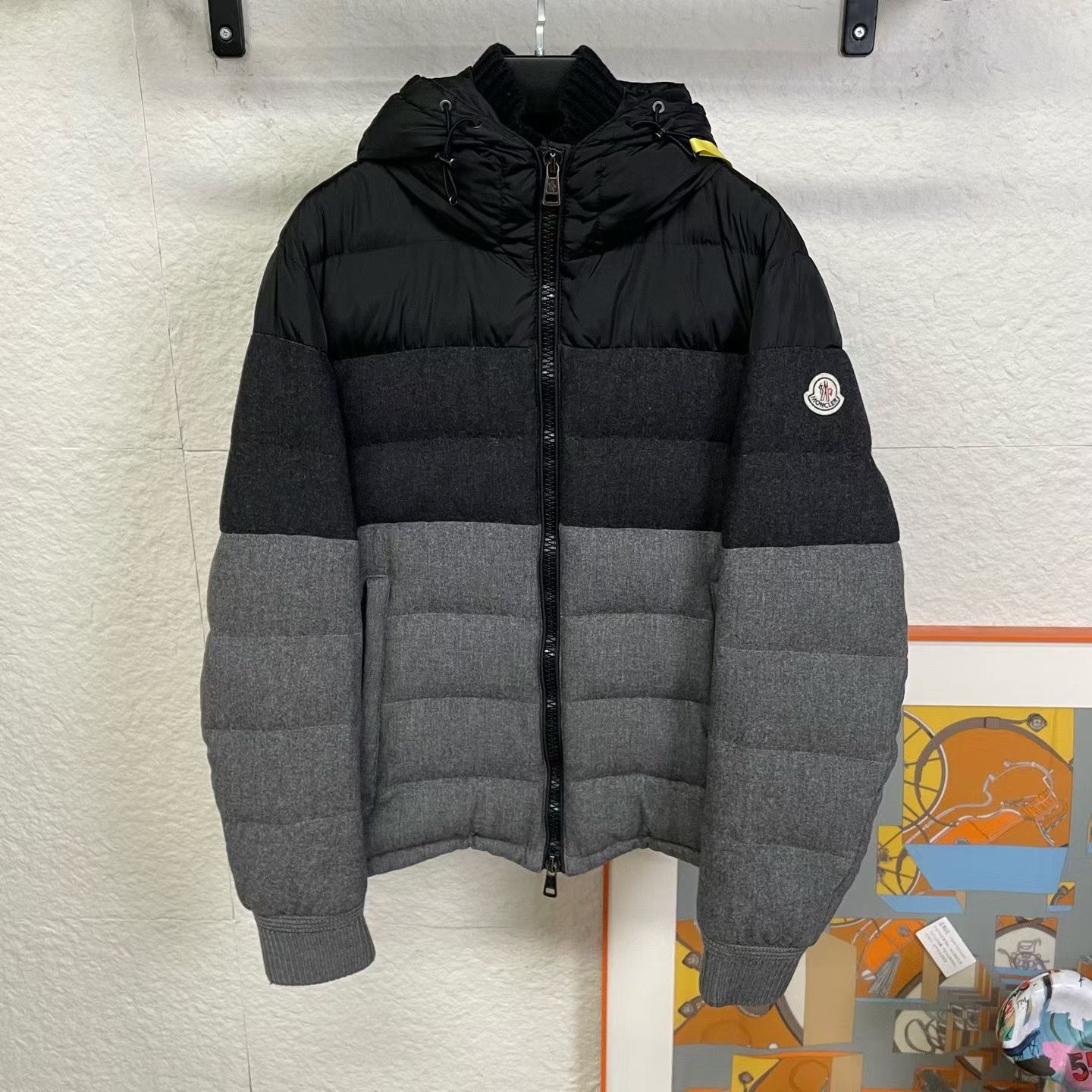Moncler Moncler Colorblock Sleeve Logo Down Jacket Size US L / EU 52-54 / 3 - 1 Thumbnail