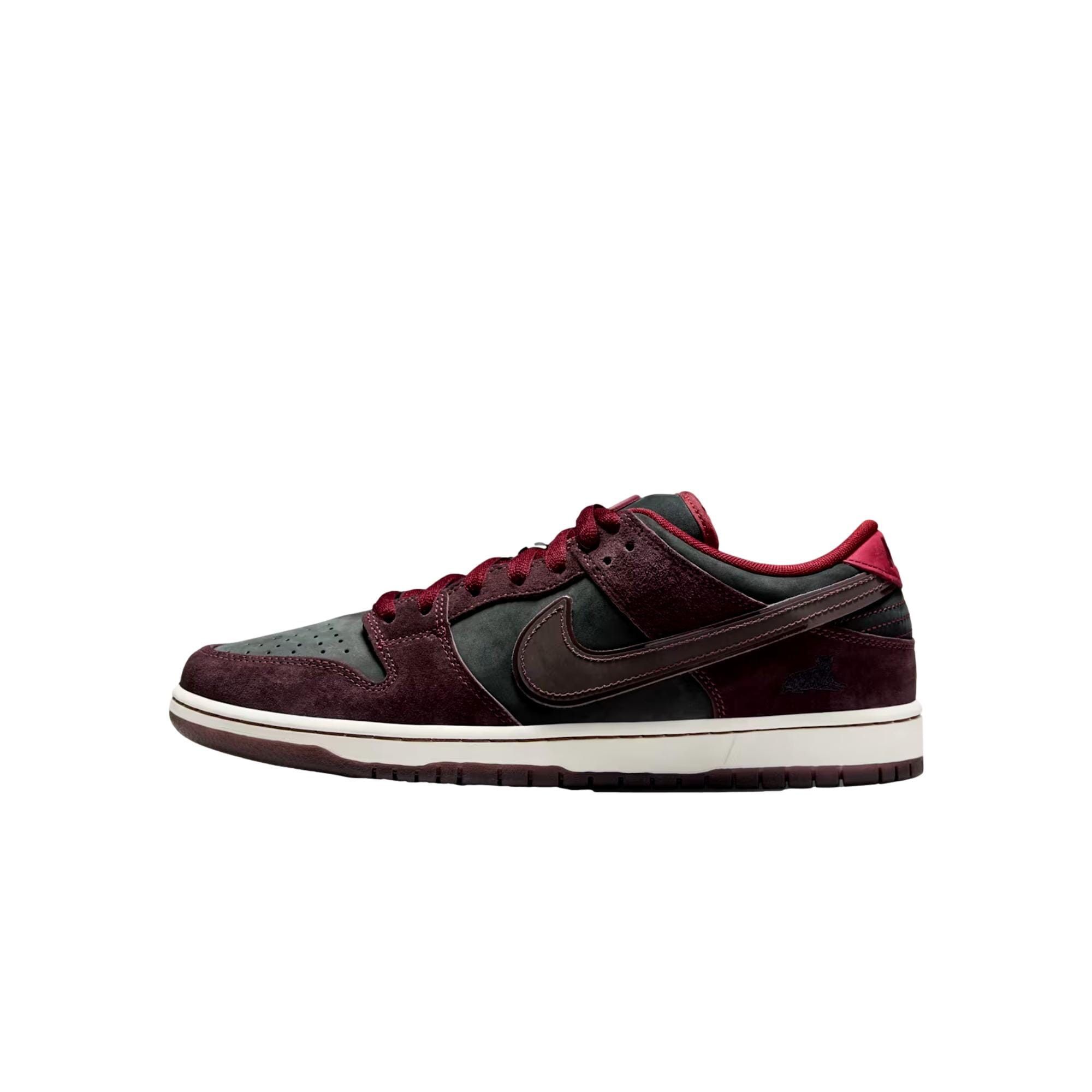 Nike SB Dunk Low Pro QS Mahogany / Dark Beetroot FZ1289-200 Size US 8.5 / EU 41-42 - 1 Thumbnail