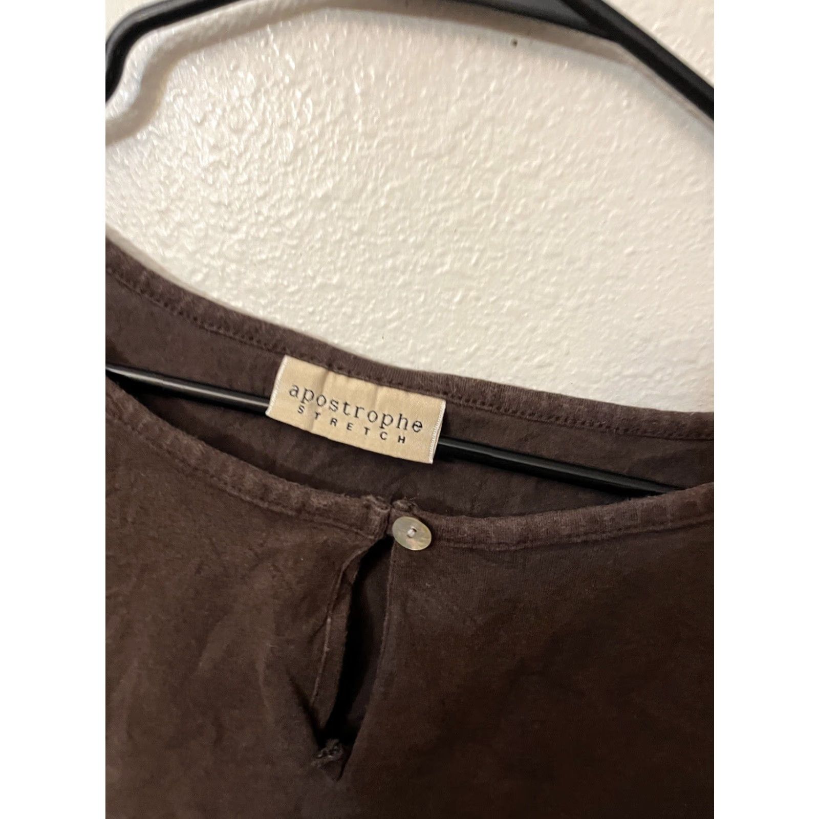 Vintage Apostrophe Brown Solid Women Blouse size M 3/4 Sleeve Keyhole Neck Satin Polyester Casual Shirt Women Size M / US 6-8 / IT 42-44 - 2 Thumbnail