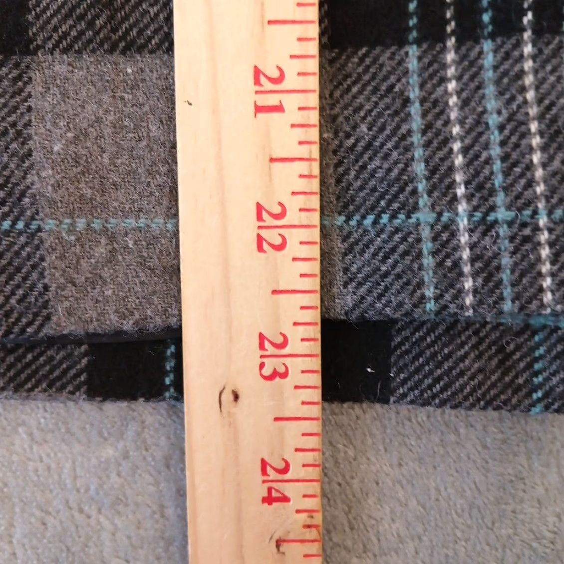 Talbots Talbots Skirt Knee Length Gray Plaid Lined Slit Size 8, Regular, Women Size 30" / US 8 / IT 44 - 5 Thumbnail