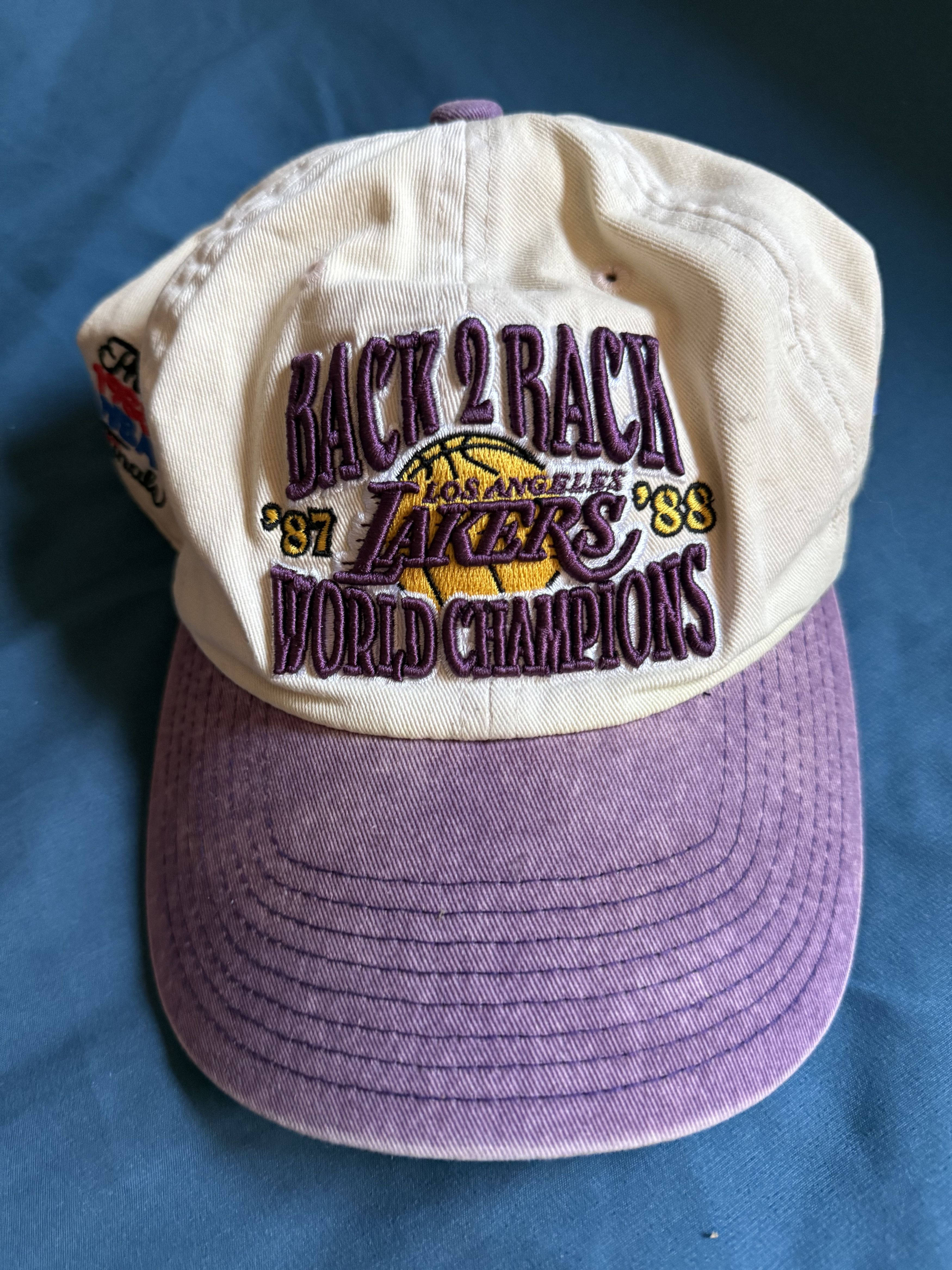 Mitchell & Ness Mitchell & Ness Lakers Championship vintage Snapback Hat Size ONE SIZE - 1 Thumbnail
