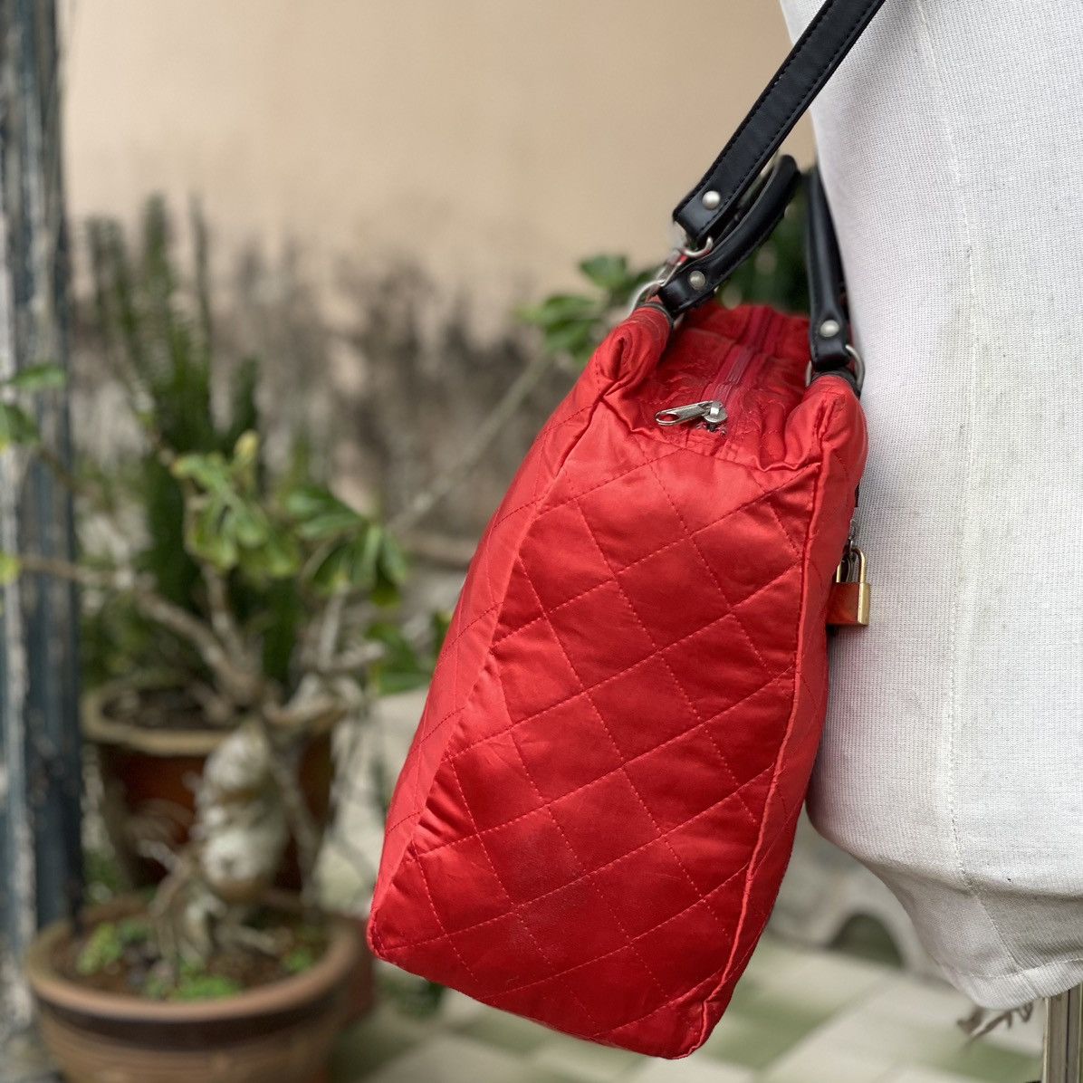 Other Emilio Cavallini Red Weekender Bag/Luggage Size ONE SIZE - 6 Thumbnail