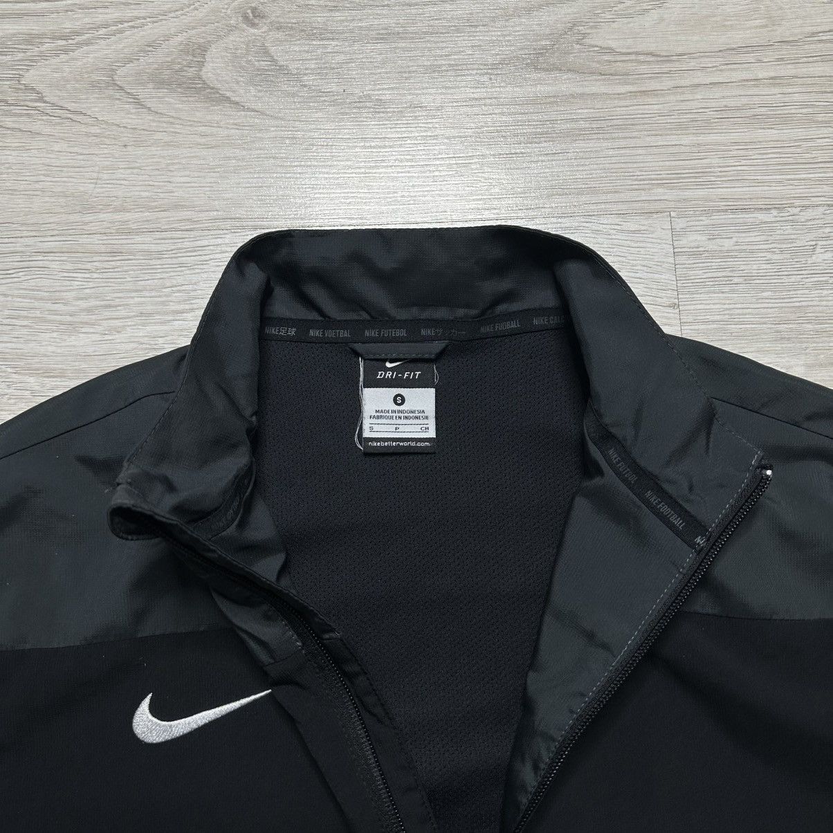 Nike Vintage Nike track jacket - S Size US S / EU 44-46 / 1 - 5 Thumbnail
