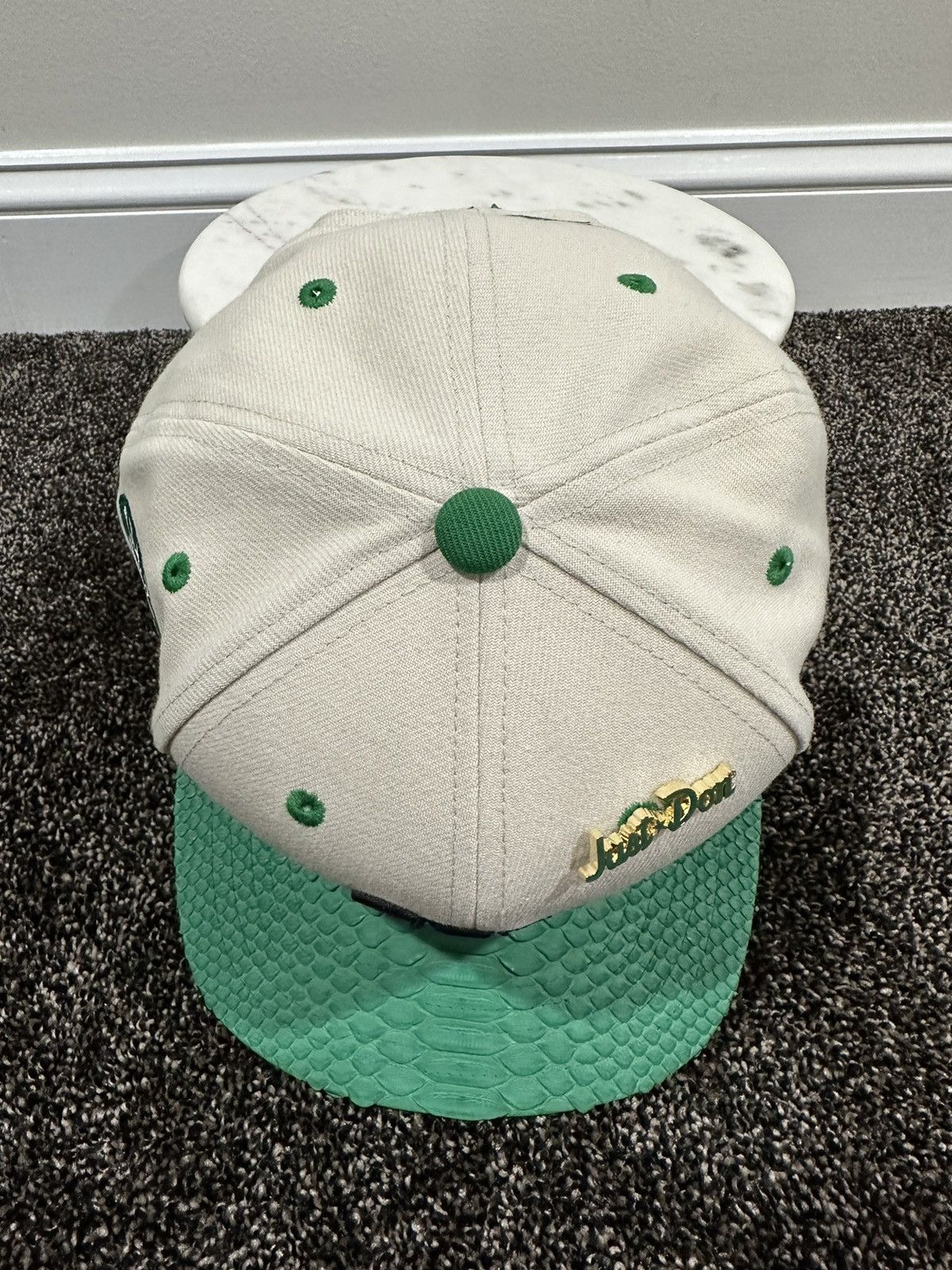 Just Don Just Don x Mitchell & Ness NBA Boston Celtics Snakeskin Hat Size ONE SIZE - 7 Thumbnail