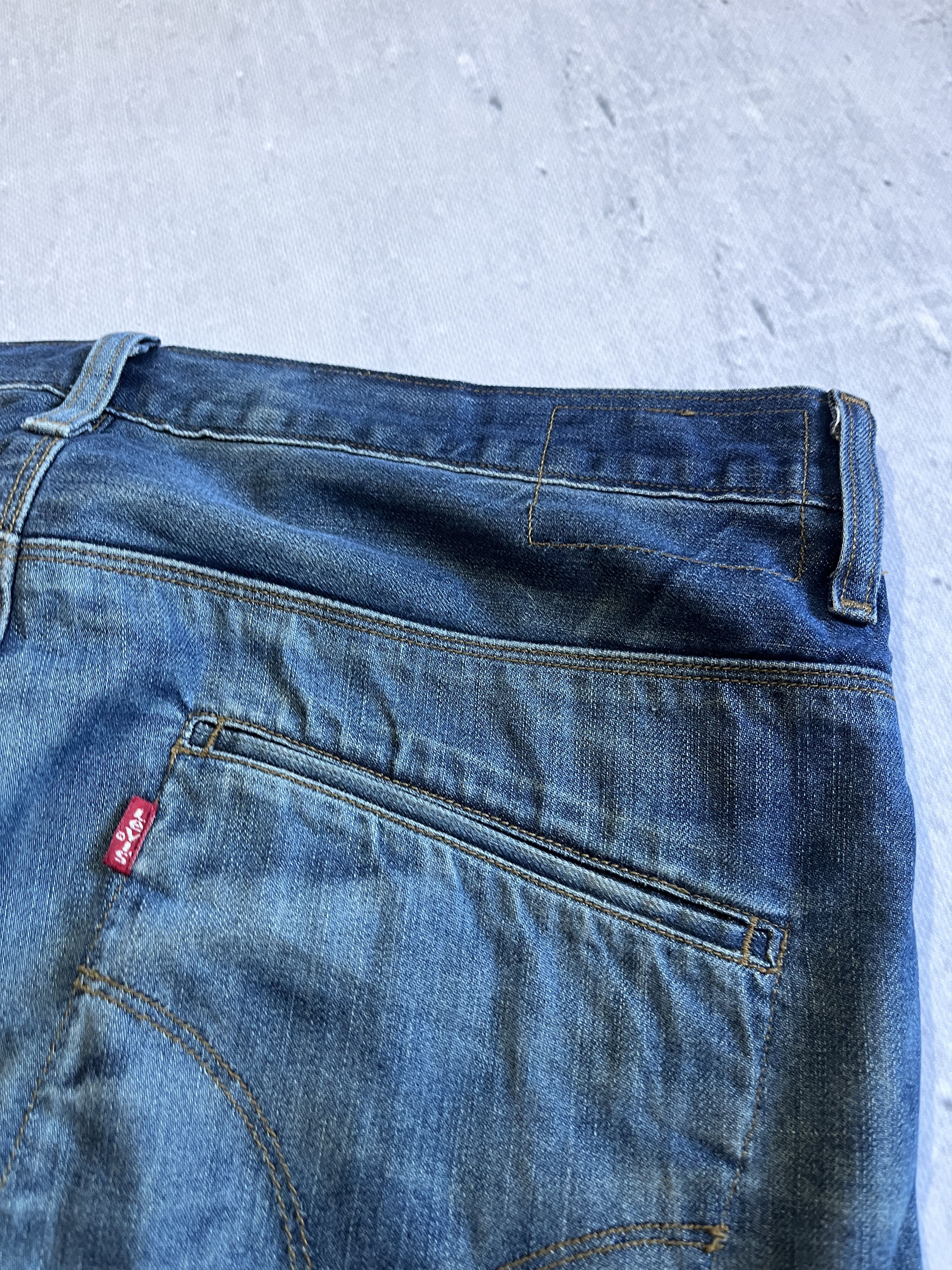 Levi's LEVI'S ENGINEERED JEANS 2009 TWISTED LEG VINTAGE Y2K DENIM Size US 33 - 15 Thumbnail