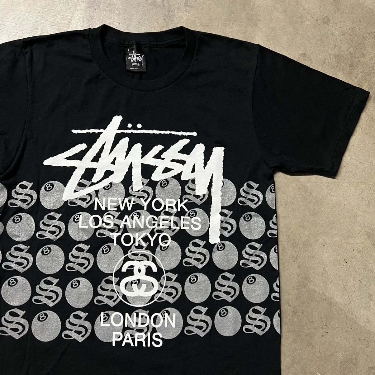 Hypebeast × Stussy Vintage 2000’s Stussy Logo World Tour Graphic T-Shirt Size US S / EU 44-46 / 1 - 1 Thumbnail