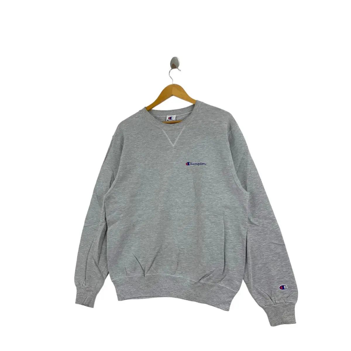 Champion Vintage CHAMPION USA Script Embroidered Grey Sweatshirt Size US M / EU 48-50 / 2 - 4 Thumbnail