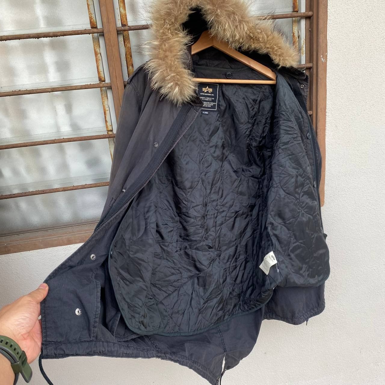 Alpha Industries Vintage Alpha Industries M-51 Fishtail Fur Parka Faded Black Size US XL / EU 56 / 4 - 17 Thumbnail