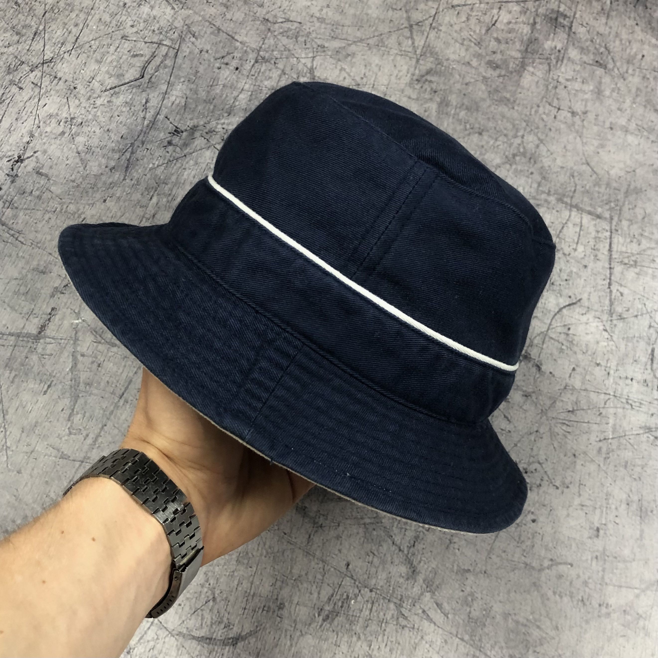 Nike Vintage Y2K Nike Swoosh Bucket Hat Cap Size ONE SIZE - 5 Thumbnail