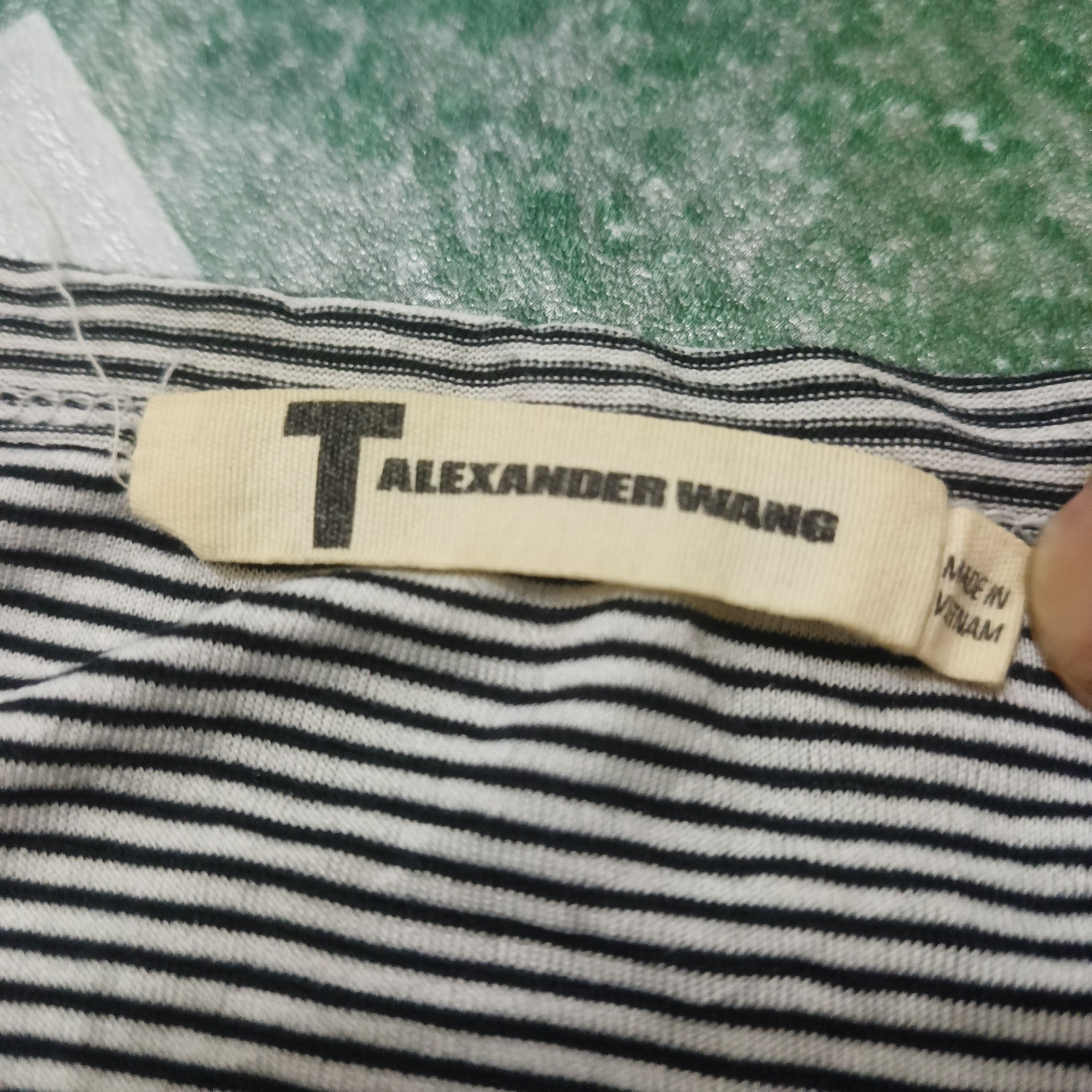 Alexander Wang Alexander Wang V neck T shirt striped single pocket Size S / US 4 / IT 40 - 3 Thumbnail