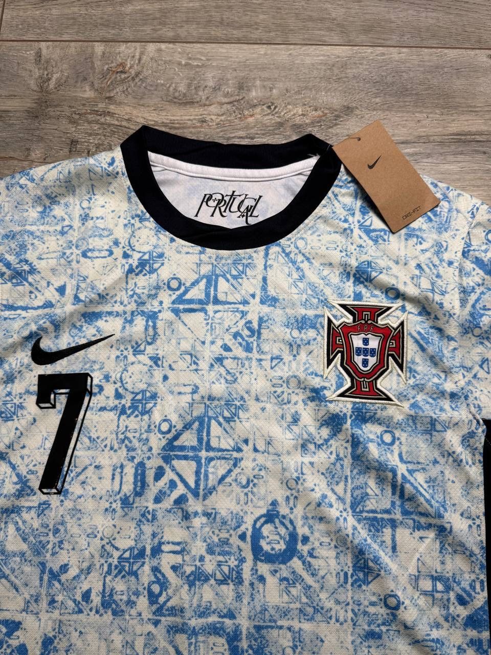 Nike Nike 2024 Portugal Away Jersey #7 Ronaldo Size US L / EU 52-54 / 3 - 3 Thumbnail