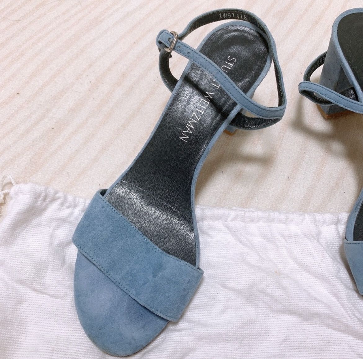 Stuart Weitzman Stuart Weitzman Blue Velvet Sandals US 7 1/2M Size US 7.5 / IT 37.5 - 2 Thumbnail