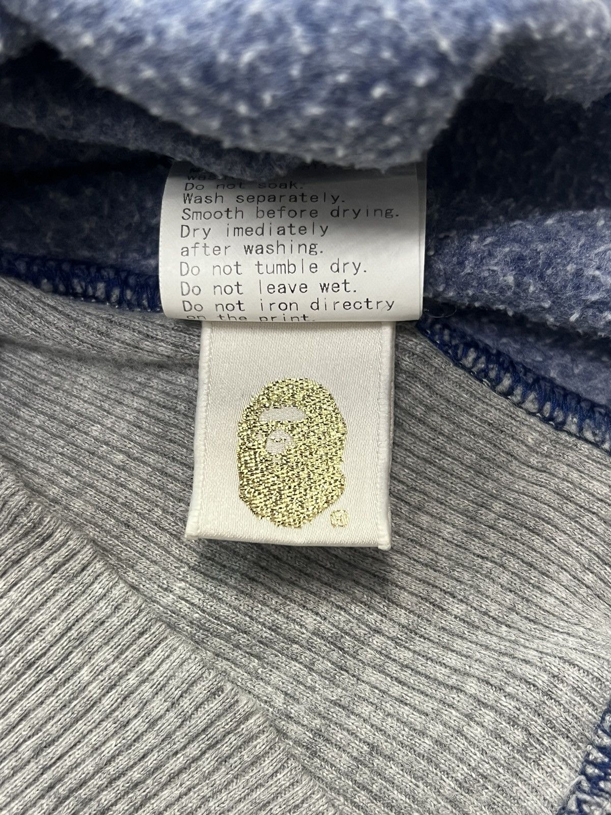 Bape VINTAGE A BATHING APE SWEATSHIRT Size US S / EU 44-46 / 1 - 12 Thumbnail