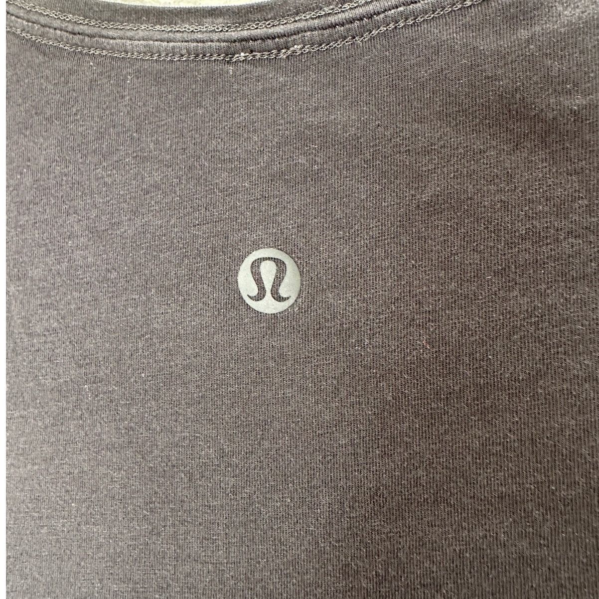 Lululemon Lululemon Black Round Neck Short Sleeve Tee Shirt 6 Size M / US 6-8 / IT 42-44 - 4 Thumbnail