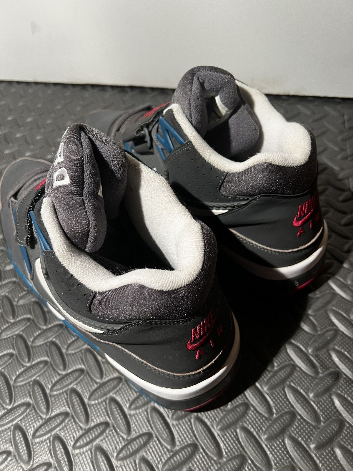Nike RARE Nike Air Force 180 Grey Blue size 13 Mens Basketball Size US 13 / EU 46 - 5 Thumbnail