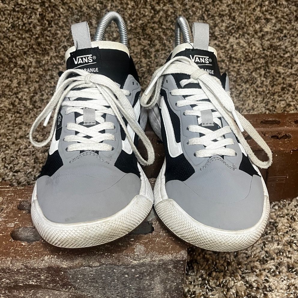 Vans Vans UltraRange EXO Sneakers Gray/Black Unisex Size M5/W6.5 Size US 5 / EU 37 - 4 Thumbnail