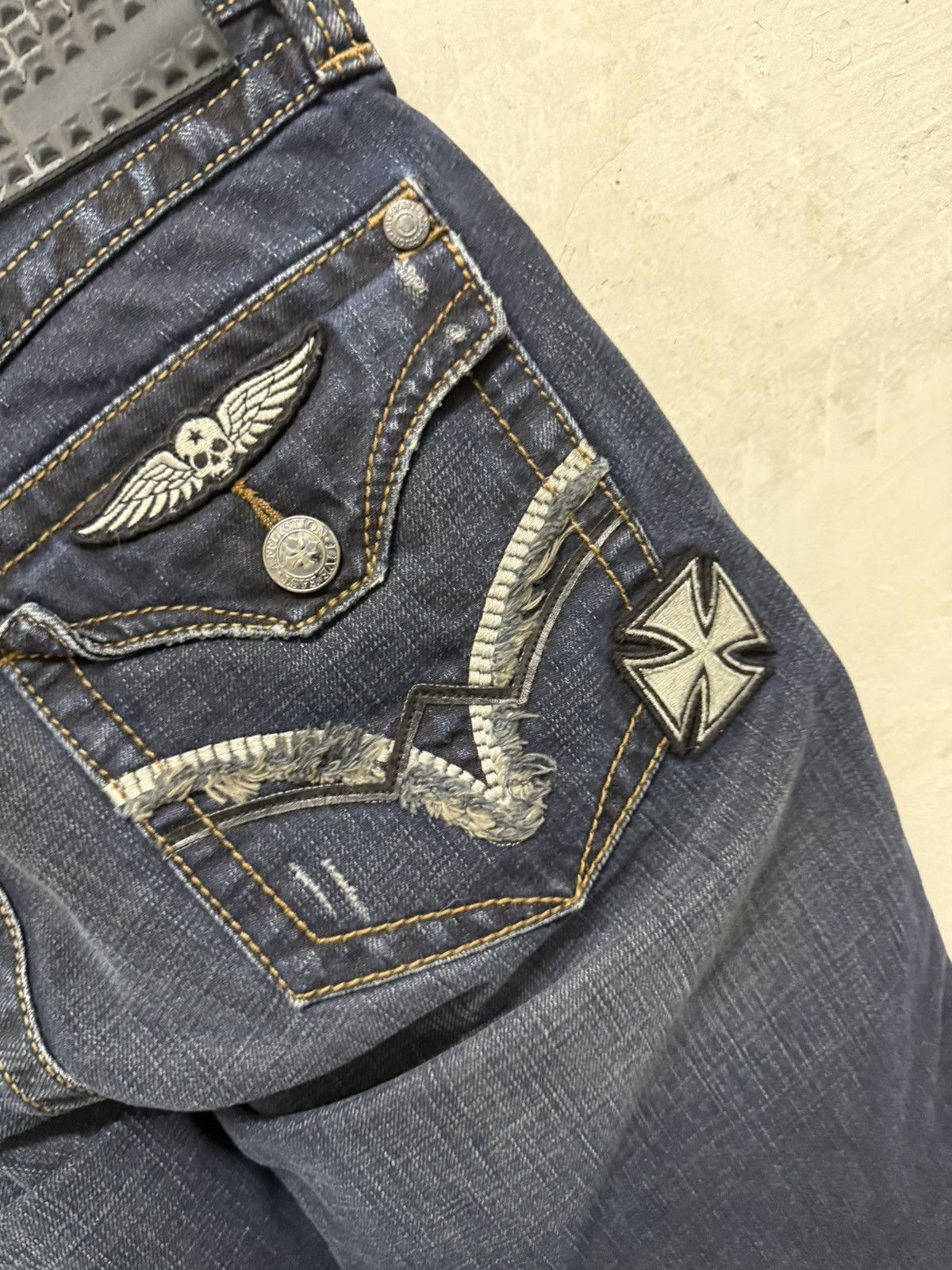 Affliction Distressed Affliction Cross Patches Baggy Grunge y2k Jeans Size US 36 / EU 52 - 7 Thumbnail