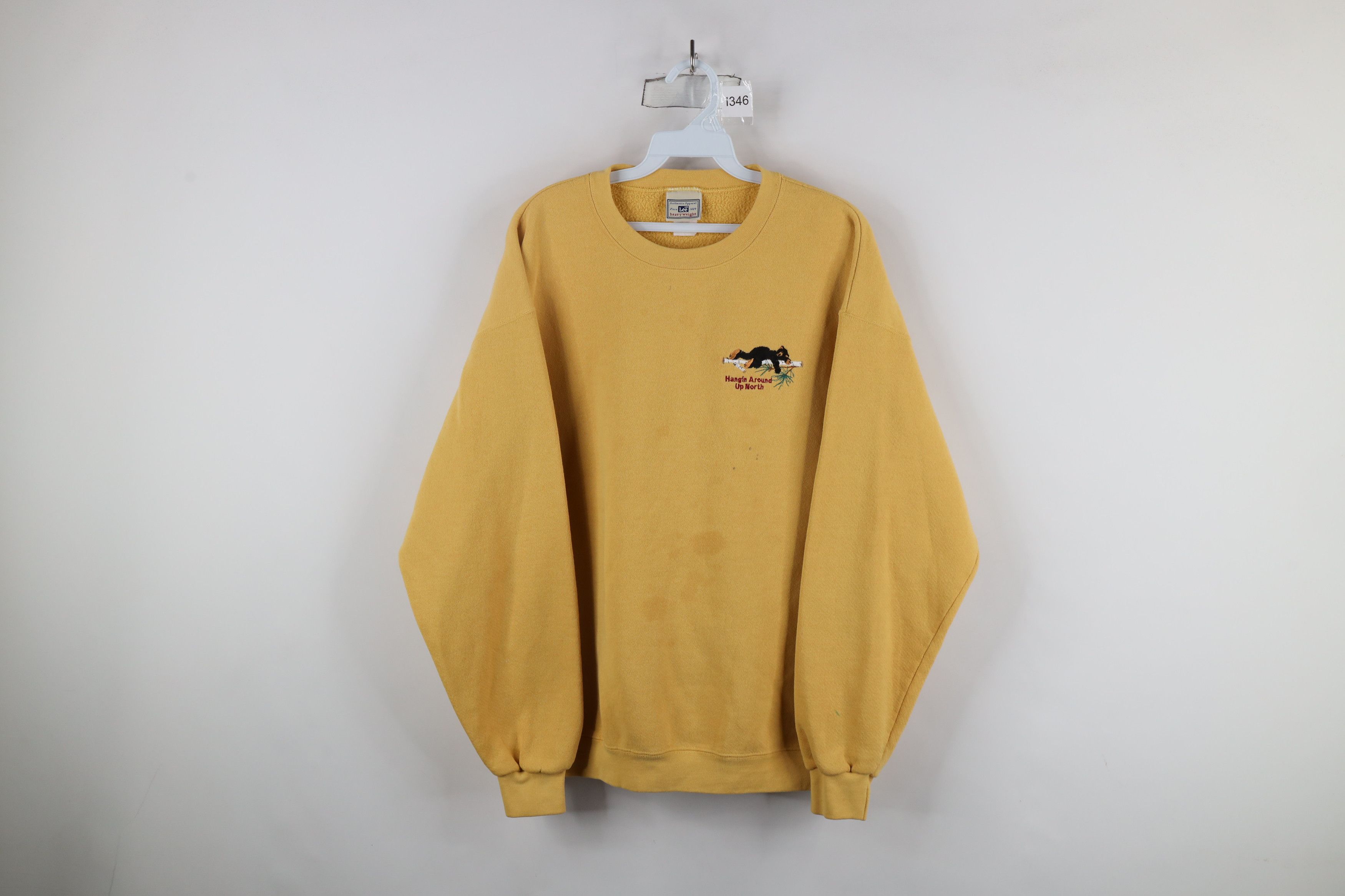 Vintage Vintage 90s Streetwear Up North Michigan Bear Sweatshirt USA Size US L / EU 52-54 / 3 - 1 Thumbnail