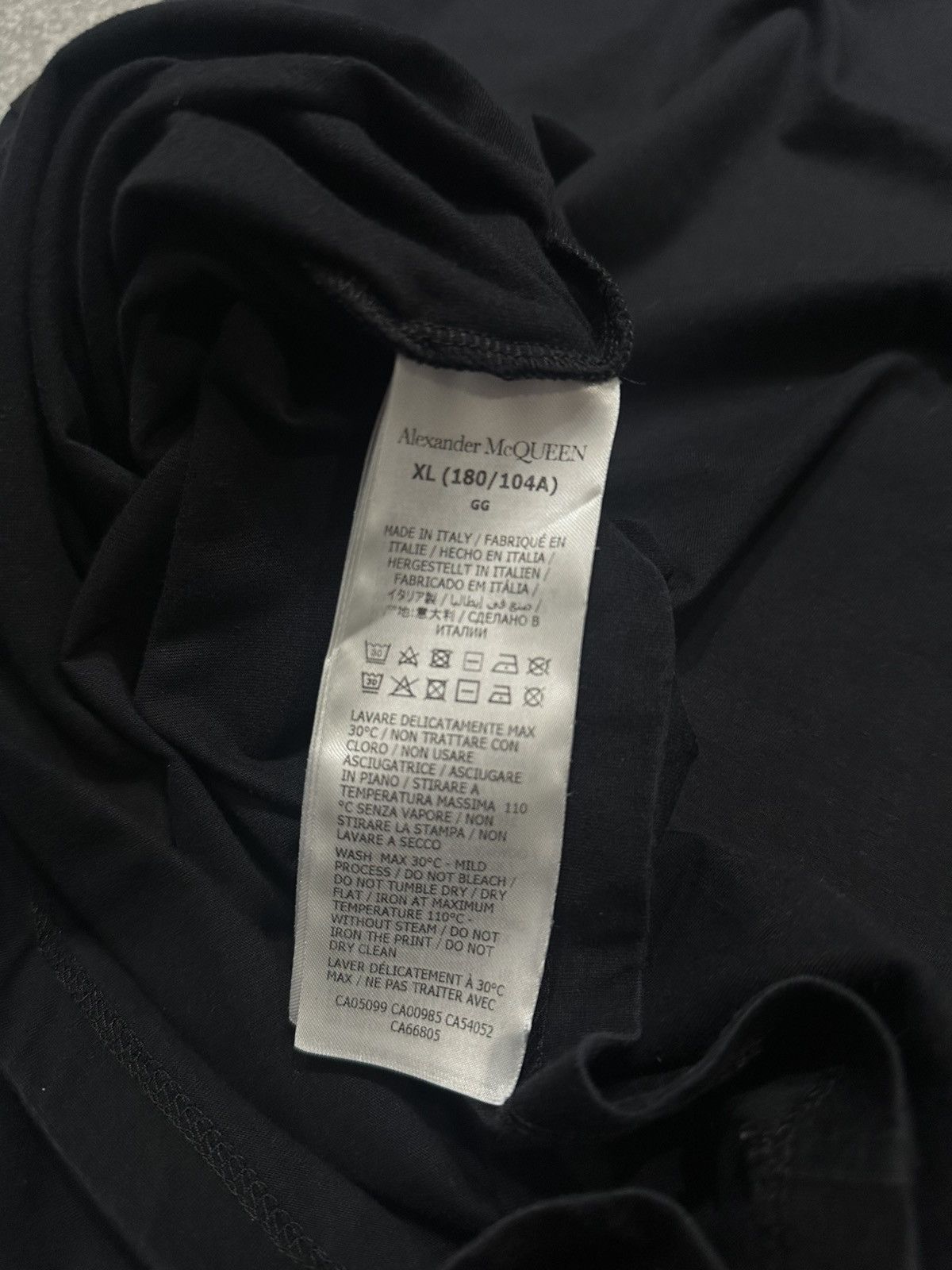 Alexander McQueen Alexander McQueen Skull T-Shirt Size US XL / EU 56 / 4 - 3 Thumbnail