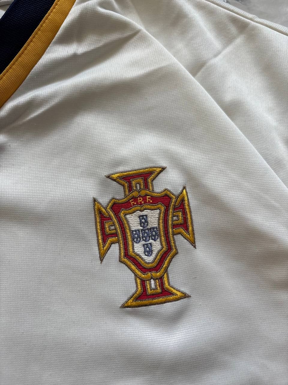 Nike Nike Portugal 2000-2002 Natoinal Soccer Jersey Size US XL / EU 56 / 4 - 2 Thumbnail