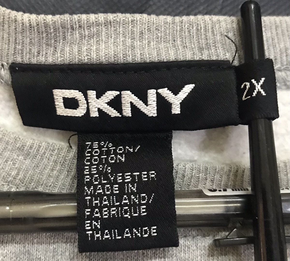 DKNY × Donna Karan × Vintage Dkny Big Size Crewneck Sweatshirt Size XL / US 12-14 / IT 48-50 - 6 Thumbnail