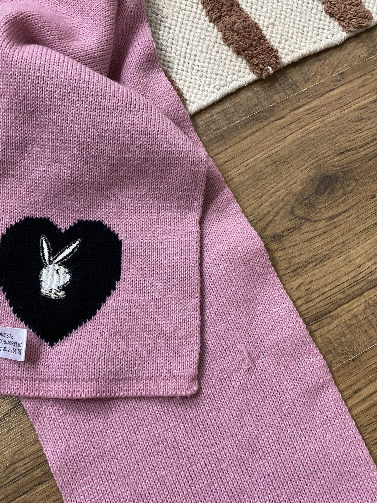 Playboy 🐇🌸 PLAYBOY PINK VINTAGE SCARF Size ONE SIZE - 7 Thumbnail