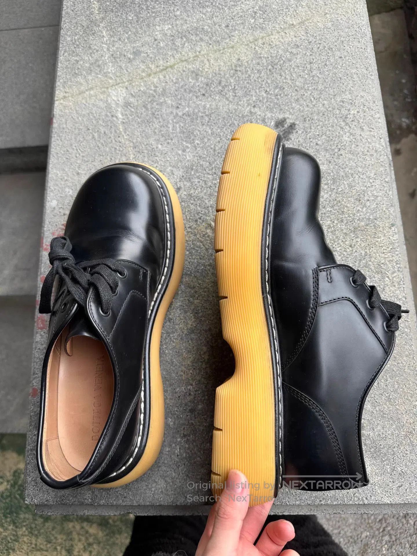 Bottega Veneta Black Leather Lace. Size US 8 / EU 41 - 5 Thumbnail