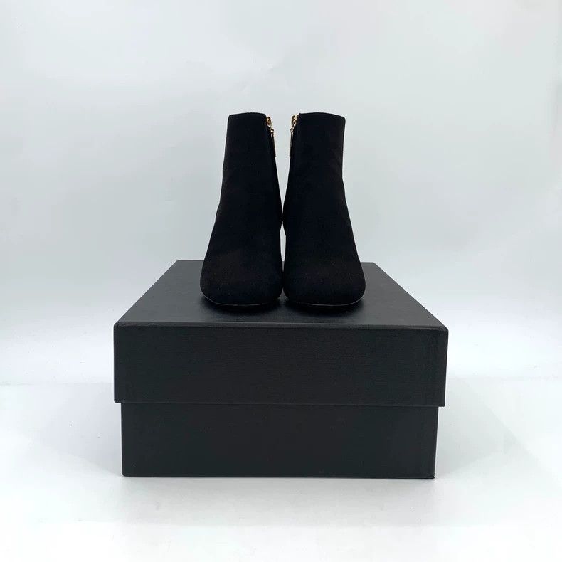 Saint Laurent Paris Saint Laurent Paris Black logo gold standard round-headed Size US 5.5 / IT 35.5 - 9 Thumbnail